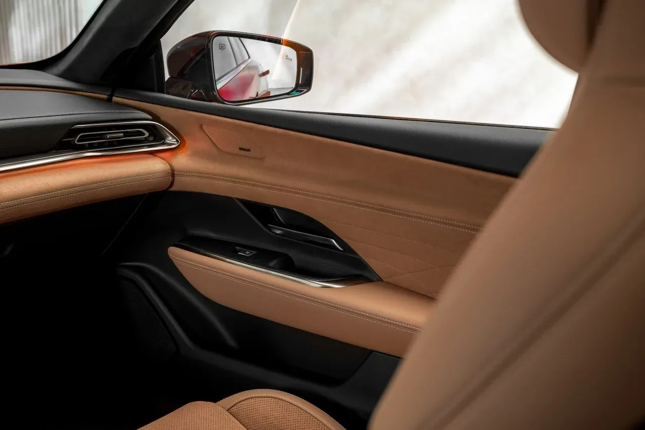 Nova Mazda 6e: električna limuzina, ki se postavlja po robu Tesli Model 3