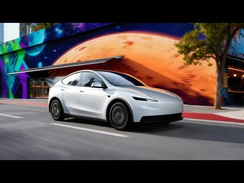 Nova Tesla Model Y Standard: Goli lepotec, ki obljublja električno cenovno demokracijo