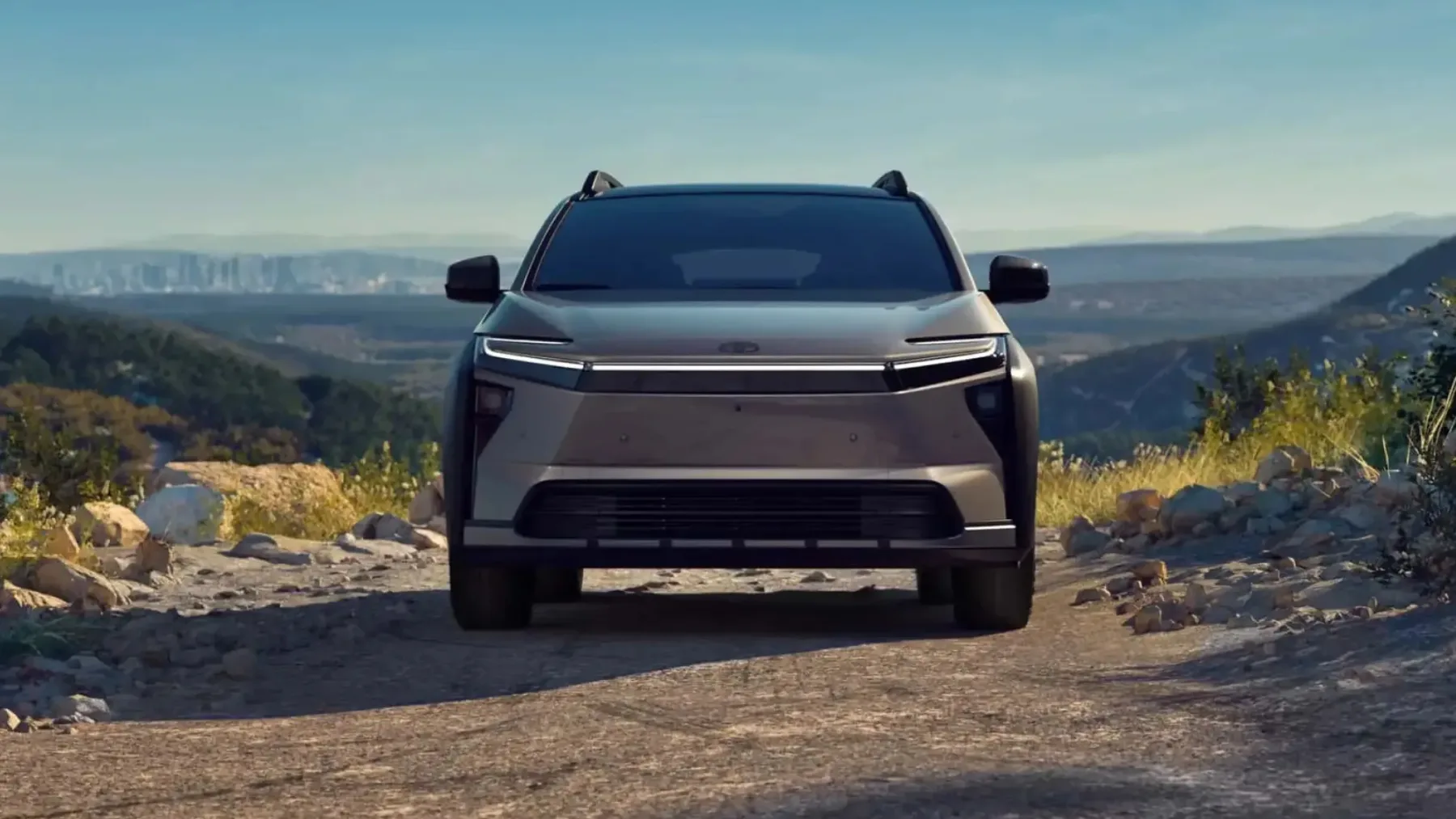 Nova Toyota bZ Woodland 2026: hmmm … končno Toyota, ki bi jo priporočal najboljšemu prijatelju