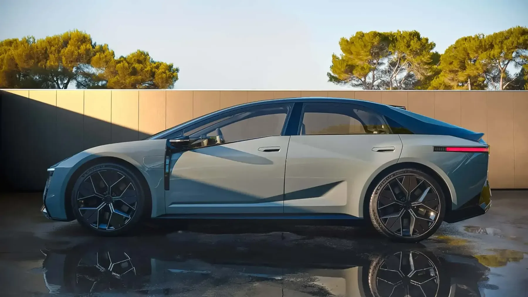 Nova Toyota Corolla Concept: Ko se kraljica razreda končno zresni (in potem malo ponori)