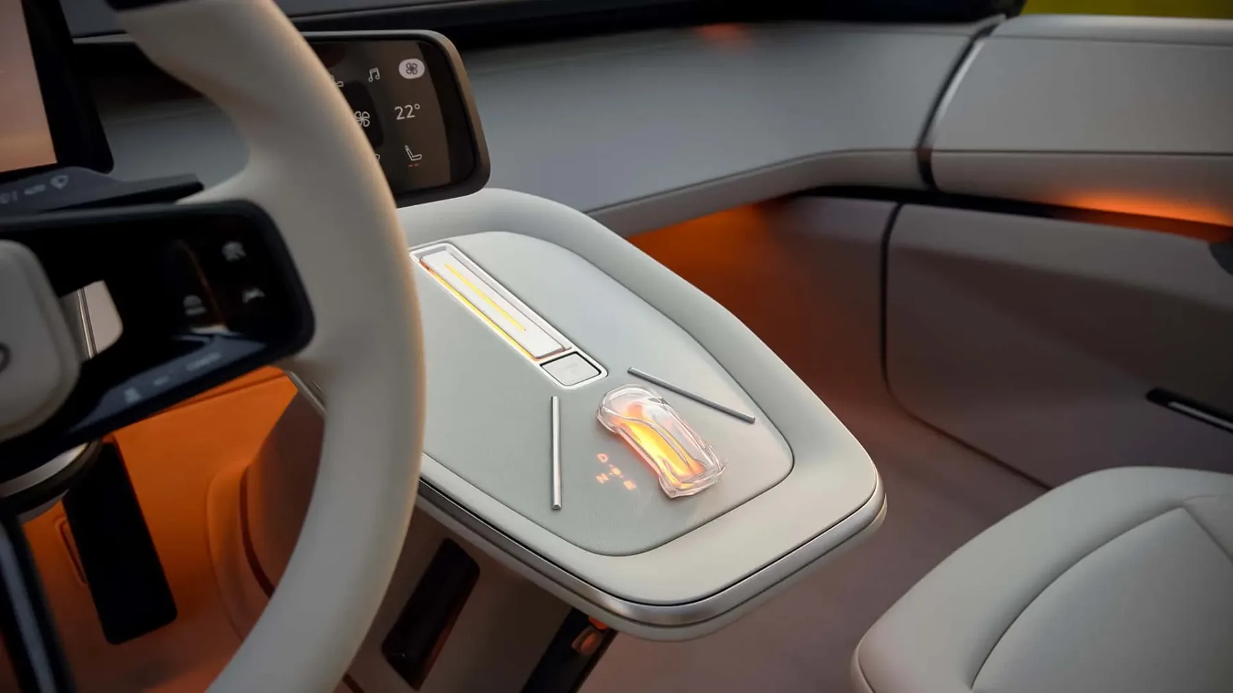 Nova Toyota Corolla Concept: Ko se kraljica razreda končno zresni (in potem malo ponori)