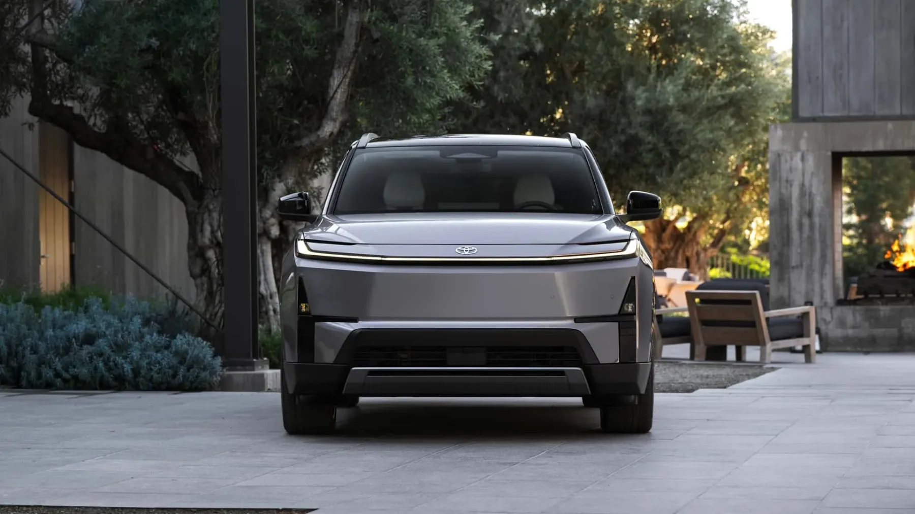 Novi 2027 Toyota Highlander EV: Ko družinski enoprostorec končno dobi »električni šok« in postane seksi