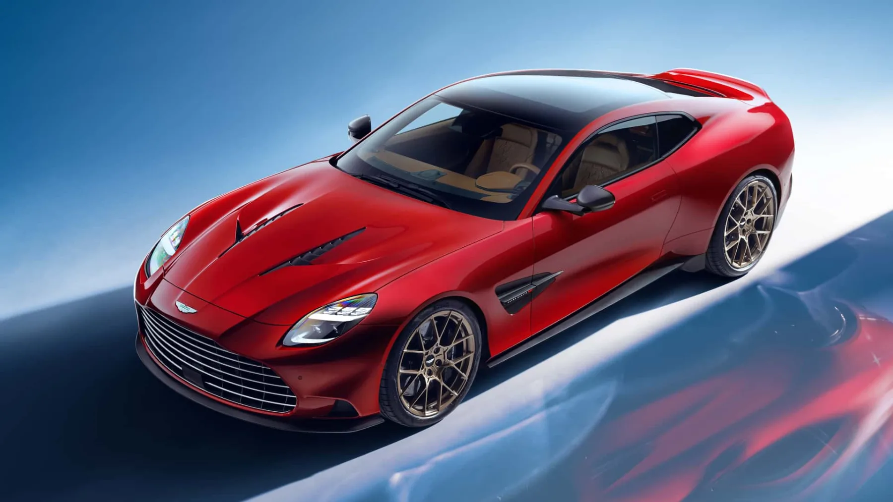 Novi Aston Martin Vanquish 2025: vrnitev V-12 ikone