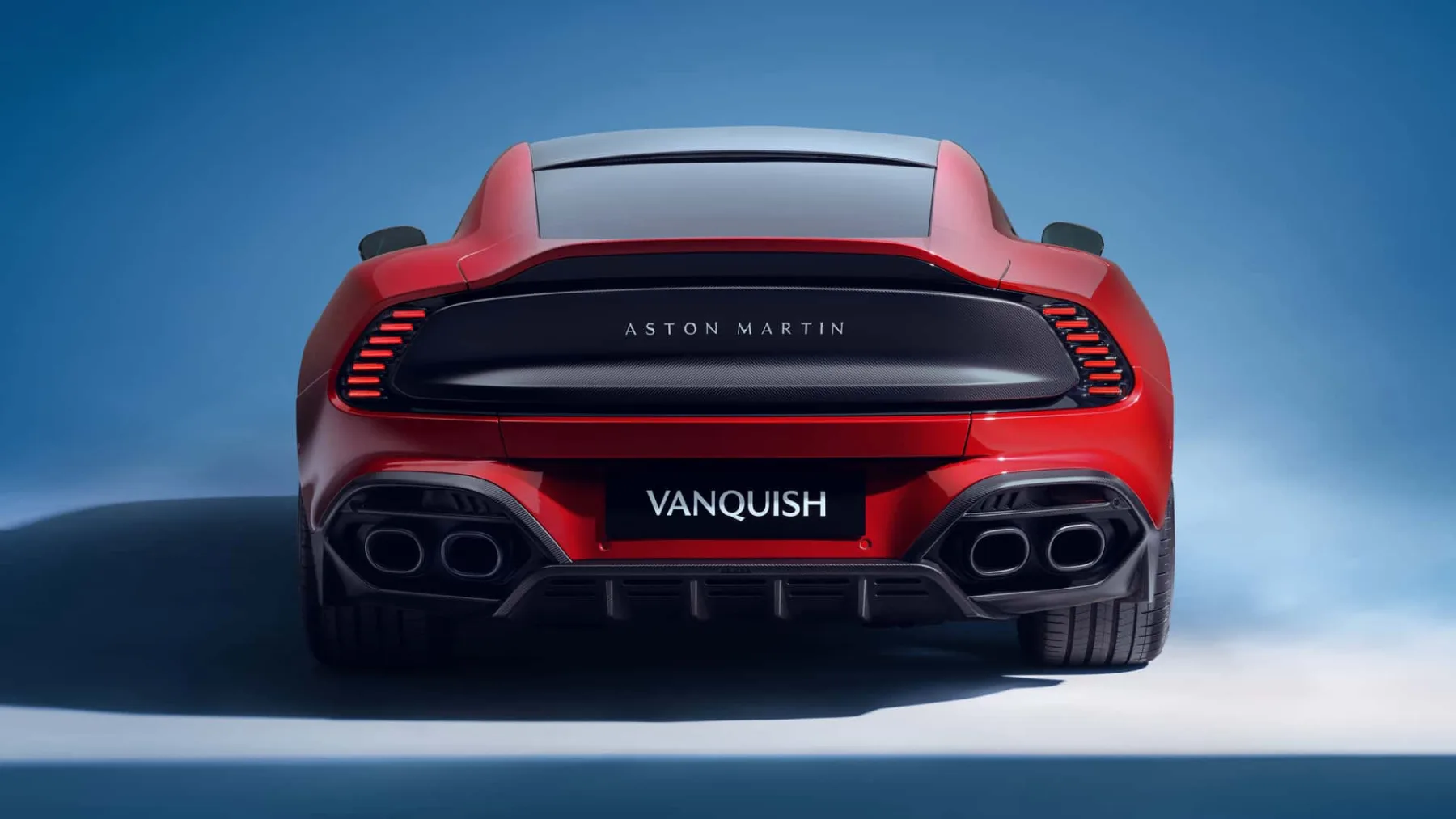 Novi Aston Martin Vanquish 2025: vrnitev V-12 ikone