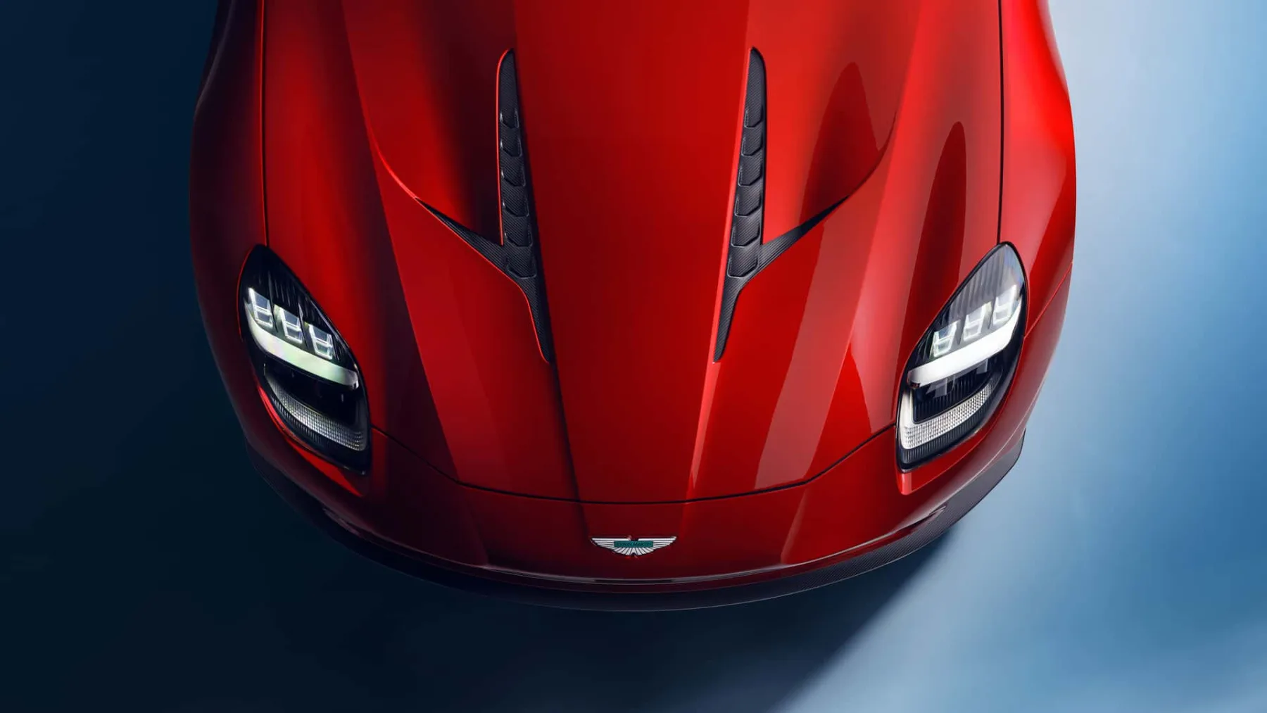 Novi Aston Martin Vanquish 2025: vrnitev V-12 ikone