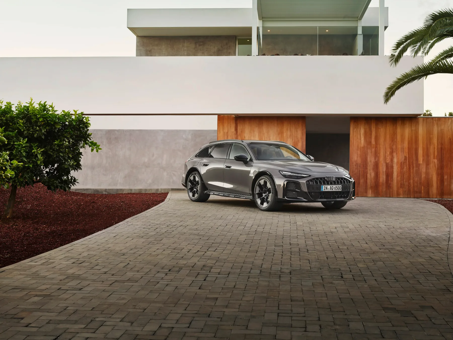 Novi Audi A6 Allroad (2027): Ko karavan postane širok kot RS6 in dokaže, da suvi niso edina rešitev