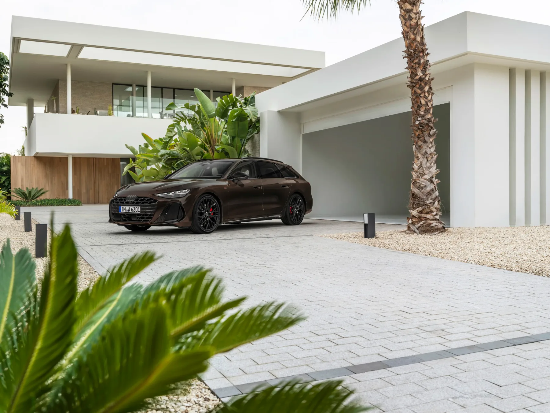 Novi Audi A6 Avant 2025: Mojster udobja, tehnologije in elegance na štirih kolesih