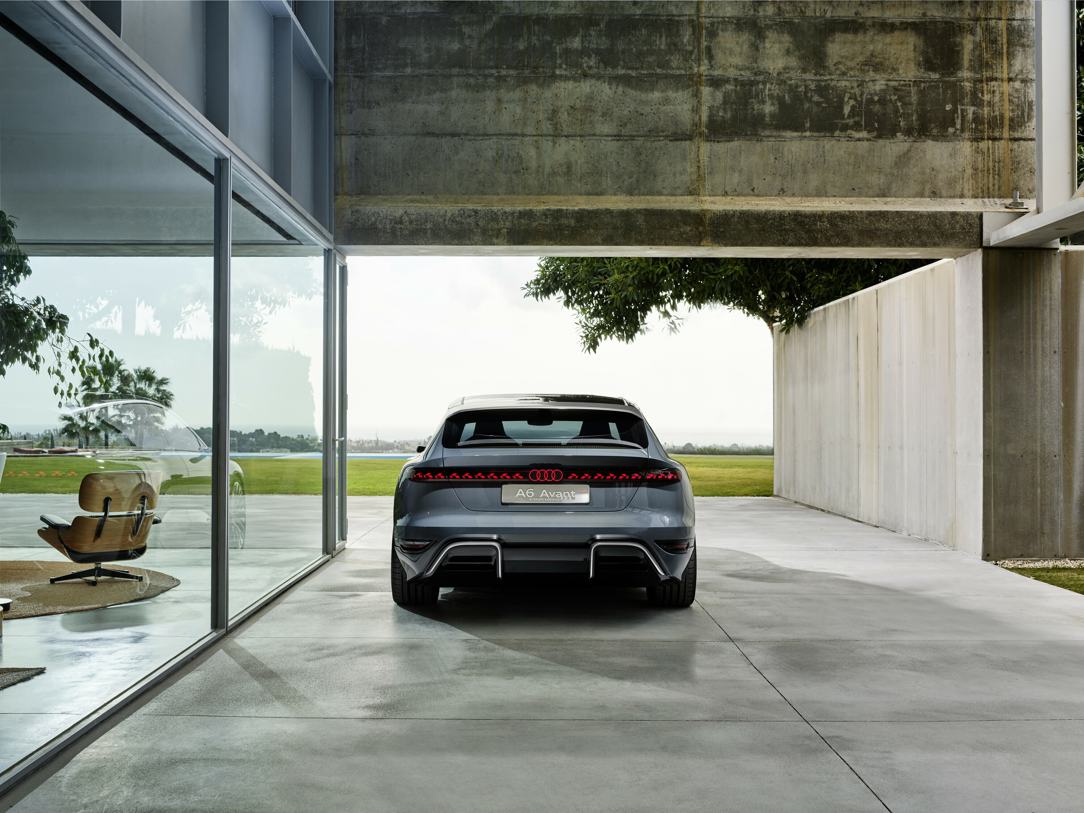 Novi Audi A6 avant e-tron : študija, ki prikazuje prihodnost klasičnega e-karavana