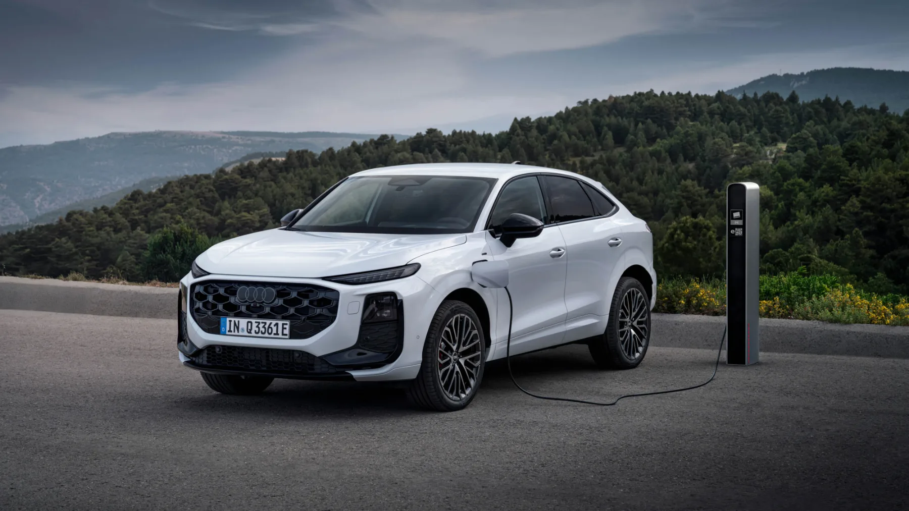 Novi Audi Q3 Sportback: dokazuje, da modni SUV-ji cupe še ne izginja