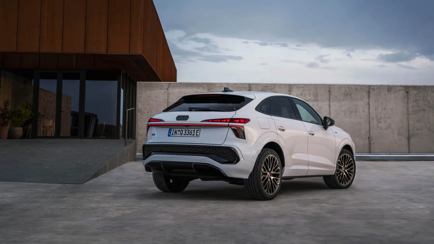 Novi Audi Q3 Sportback: dokazuje, da modni SUV-ji cupe še ne izginja