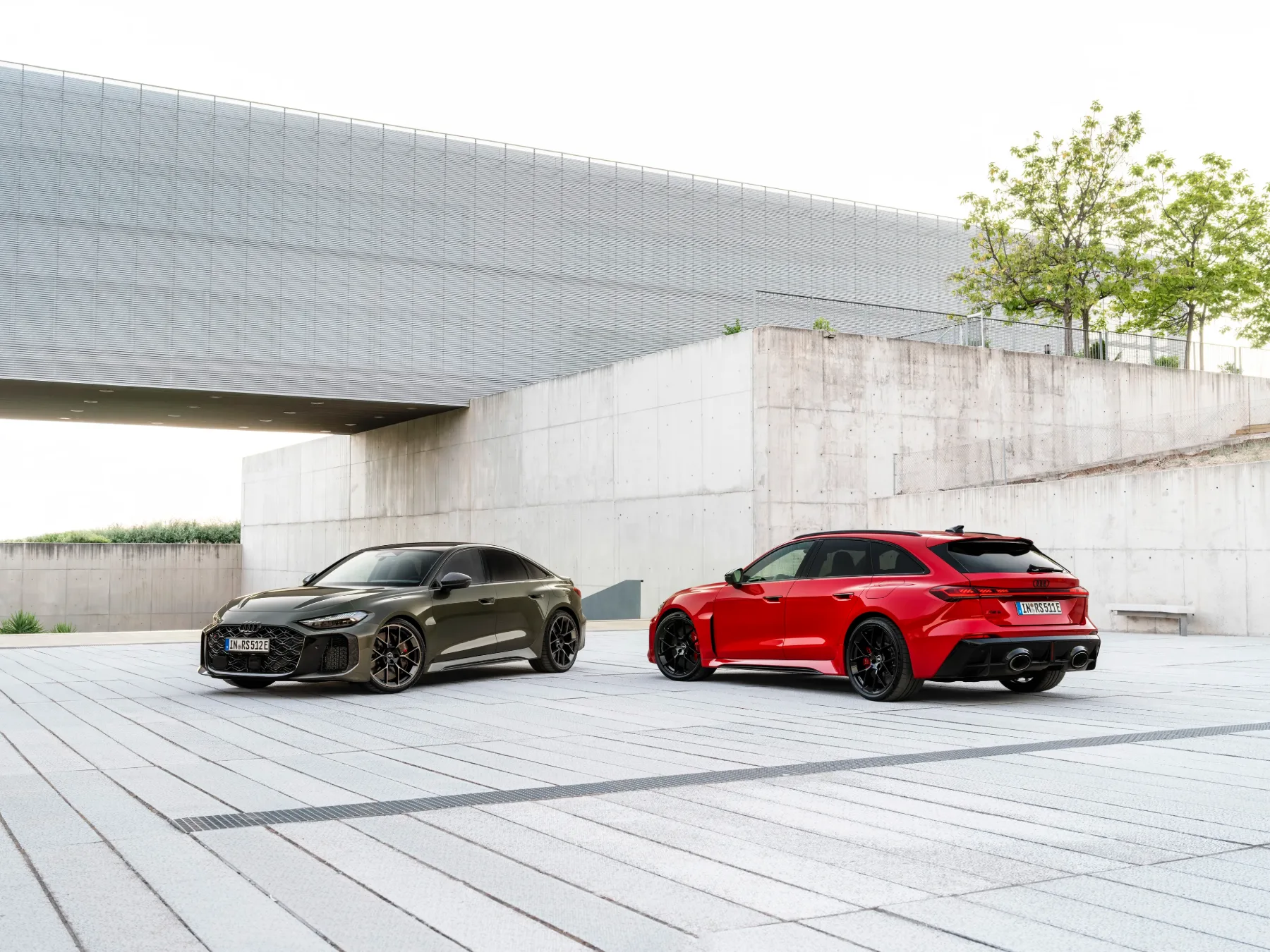 Novi Audi RS5 Avant: Ko se fitnes navdušenec preveč “napihne” in pozabi na nahrbtnik