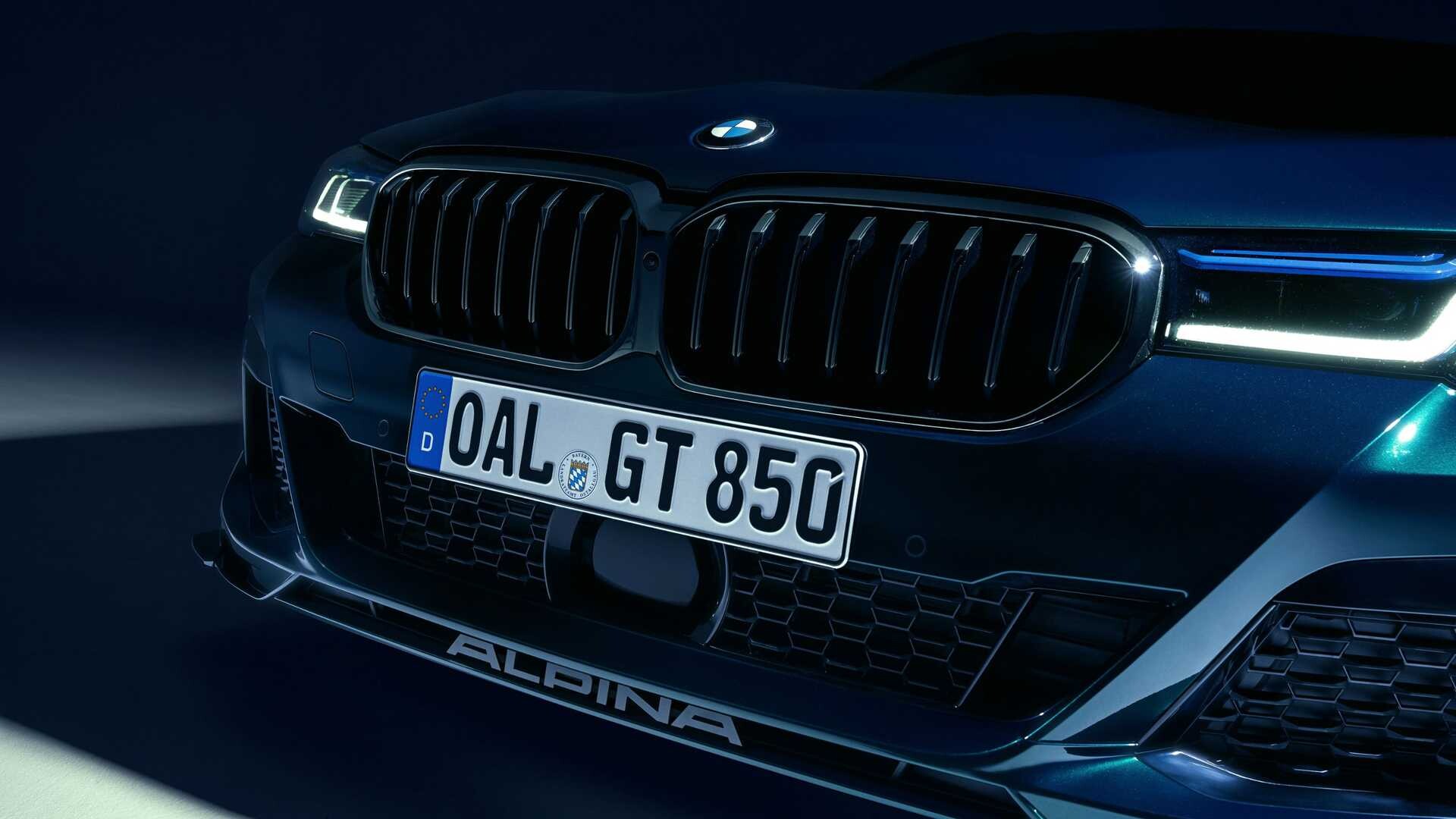 BMW B5 GT 202318