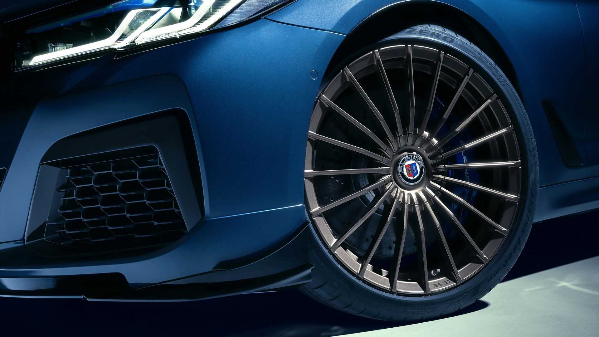 BMW B5 GT 202319