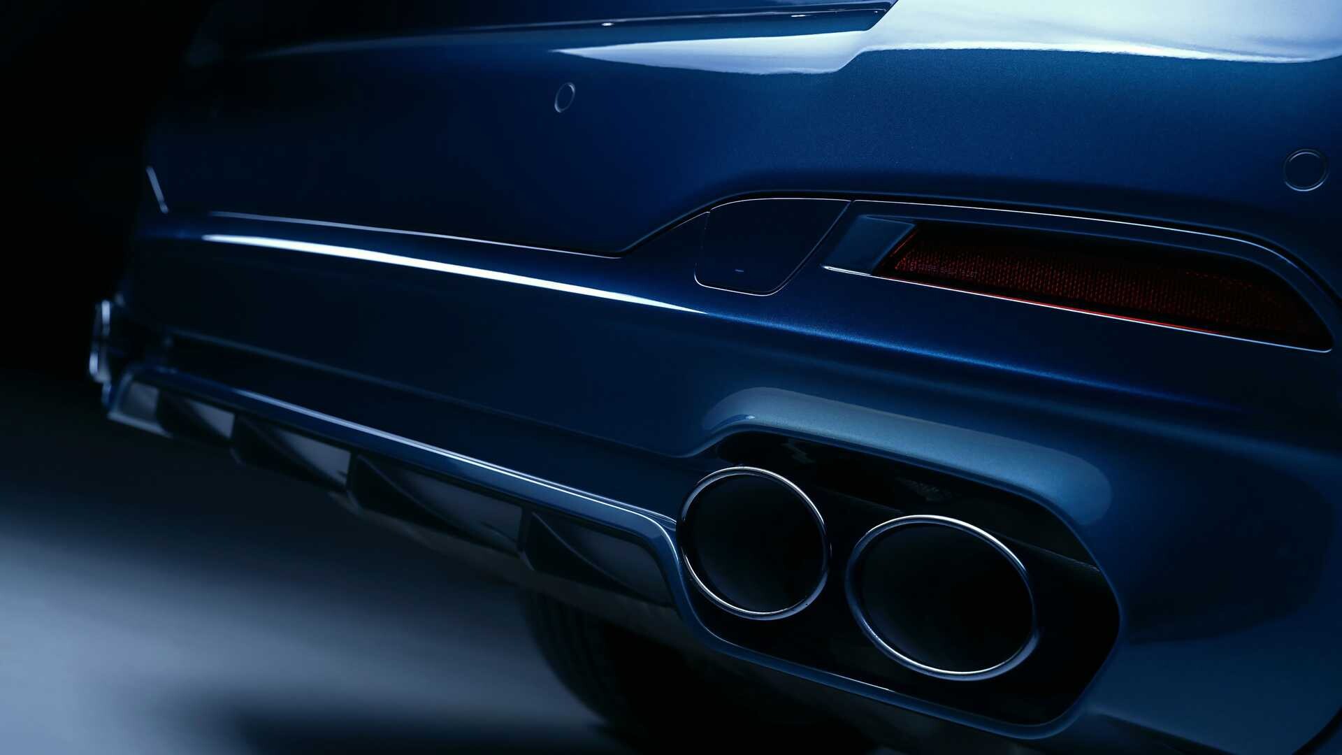 BMW B5 GT 202322