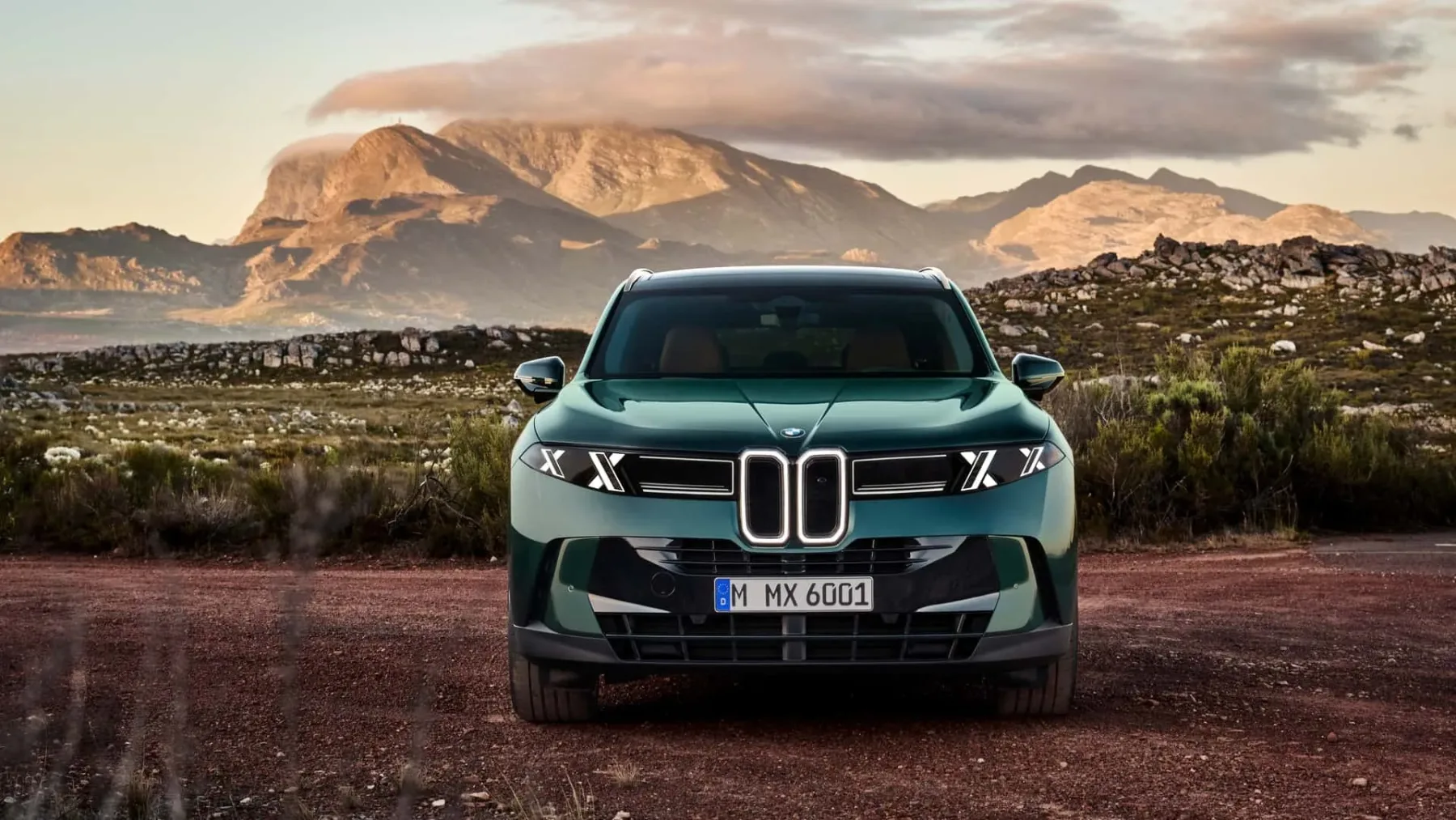 Novi BMW iX5 (2027): 845 km dosega, 460 kW polnjenja in skoraj tri tone – prvi električni X5 je stroj protislovij