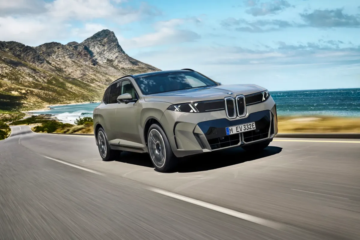 Novi BMW iX5 60 xDrive: Električni bavarski velikan s 144-kWh baterijo in 724 km dosega – slika 1
