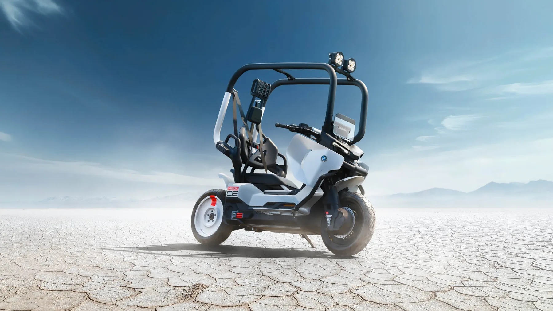 Novi BMW Motorrad Vision CE: Električni skuter brez čelade, ki vas bo popeljal v prihodnost urbane vožnje