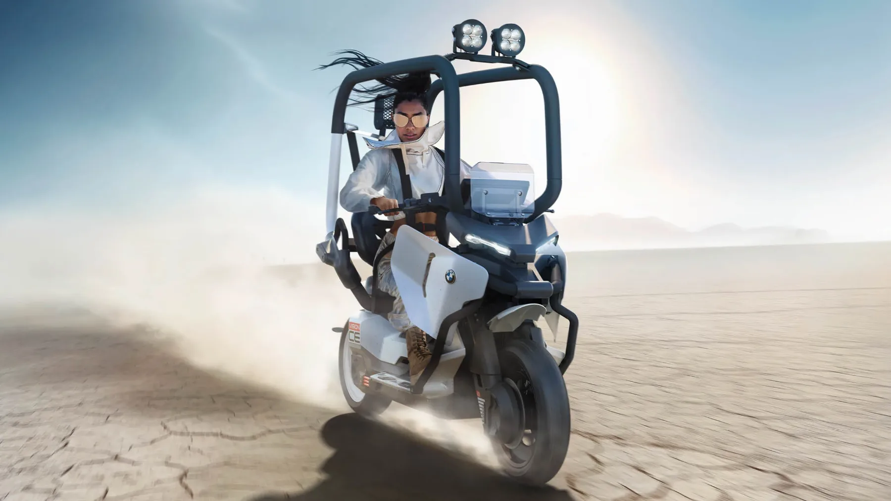 Novi BMW Motorrad Vision CE: Električni skuter brez čelade, ki vas bo popeljal v prihodnost urbane vožnje