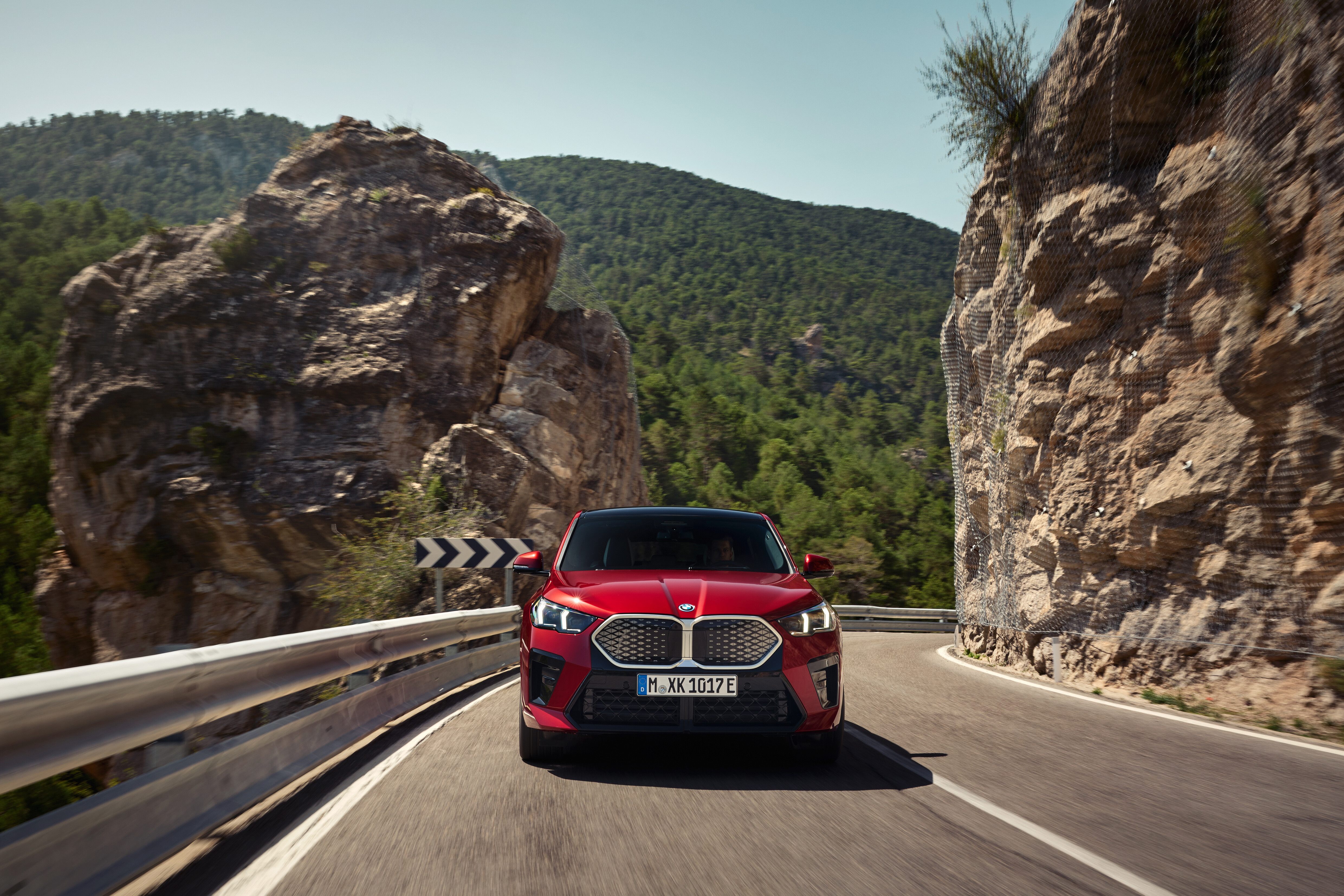 Novi BMW X2 in iX2: Lep ali grd? Odločitev je na vas! Ta avtomobil je razburil BMW skupnost!