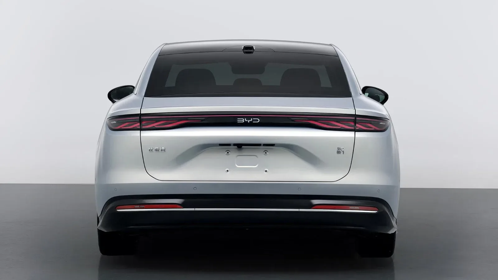 Novi BYD Han in Qin Plus: Kitajski napad na evropsko smetano s 520 kW moči