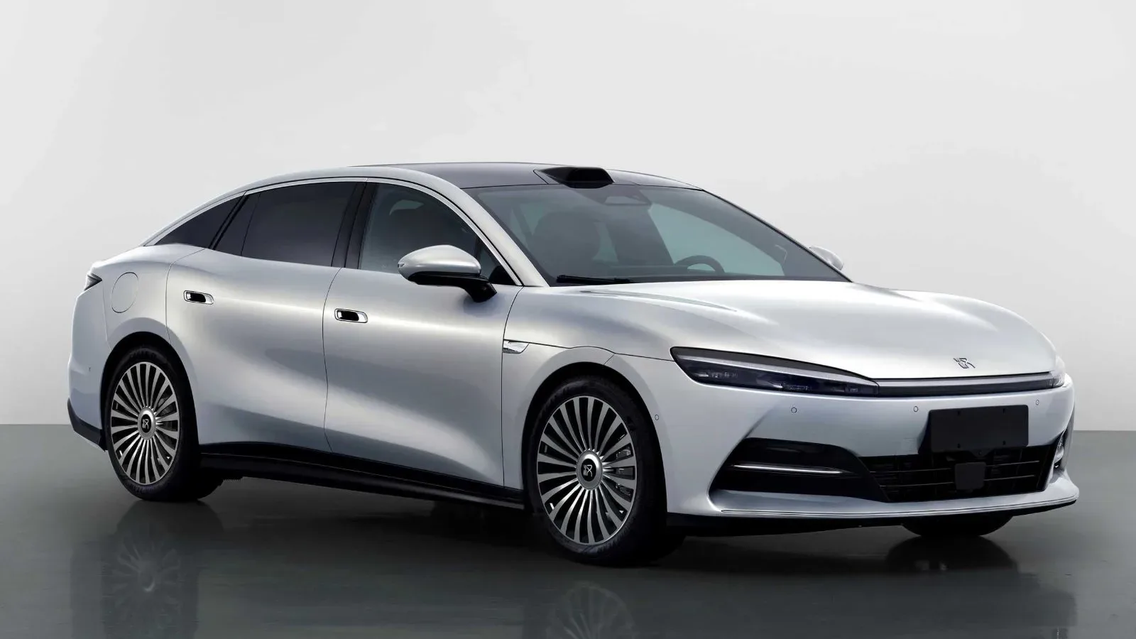 Novi BYD Han in Qin Plus: Kitajski napad na evropsko smetano s 520 kW moči