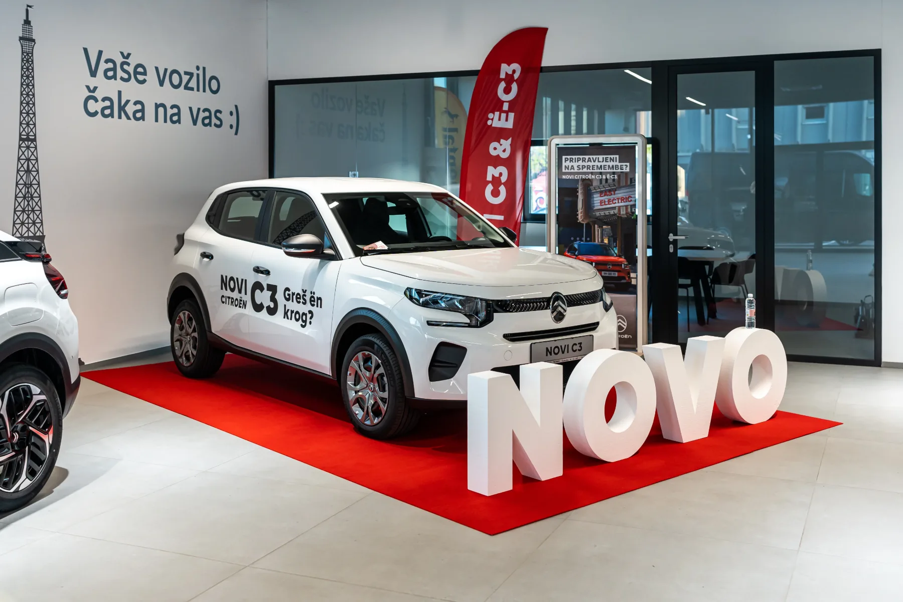 Novi Citroën C3 na slovenskih cestah: Inovativna kampanja s premikajočimi vizualnimi učinki in presenečenje za stranke