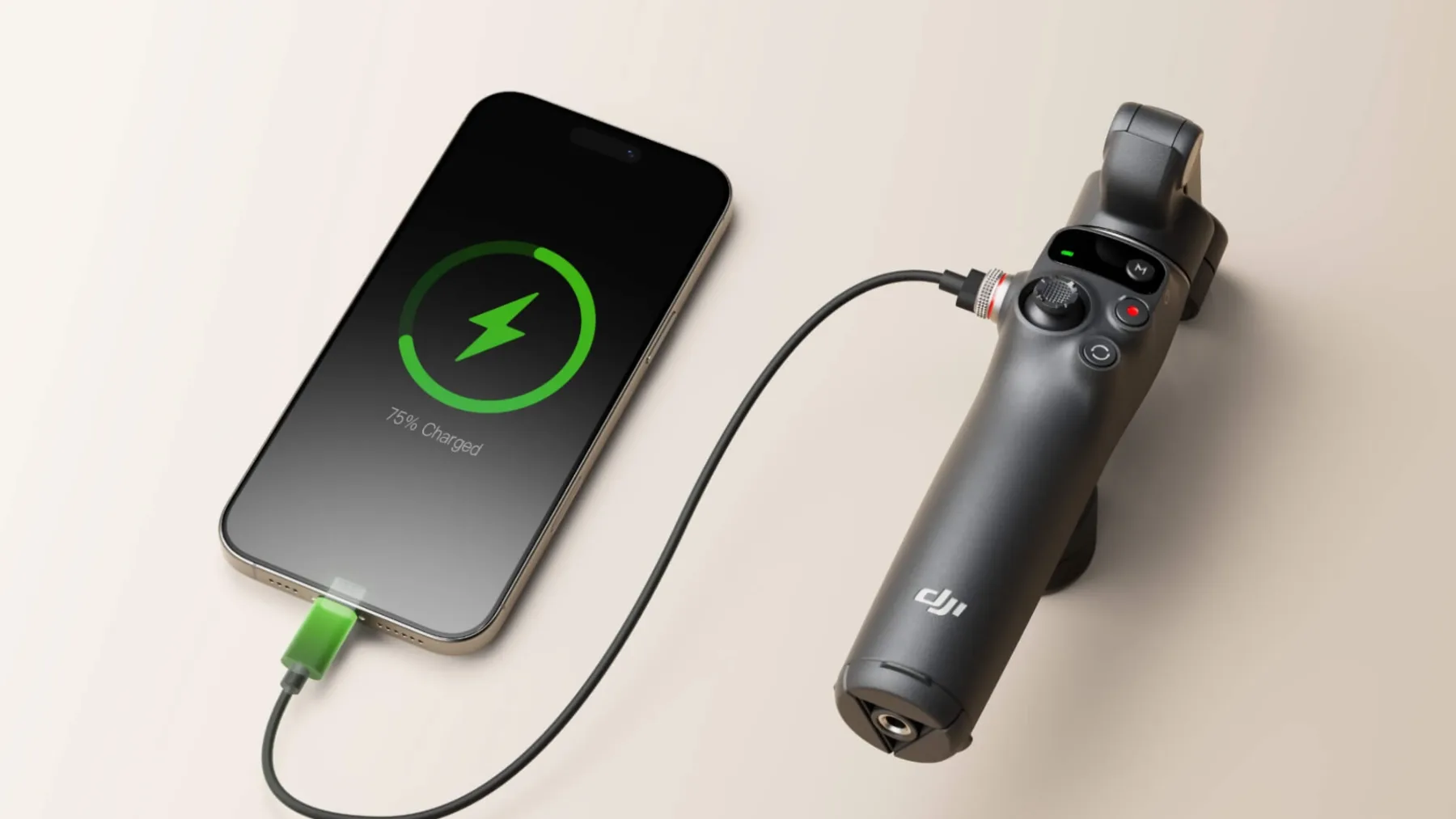 Novi DJI Osmo Mobile 7P: Pametni stabilizator za telefone, ki bi mu zavidali tudi režiserji Hollywooda