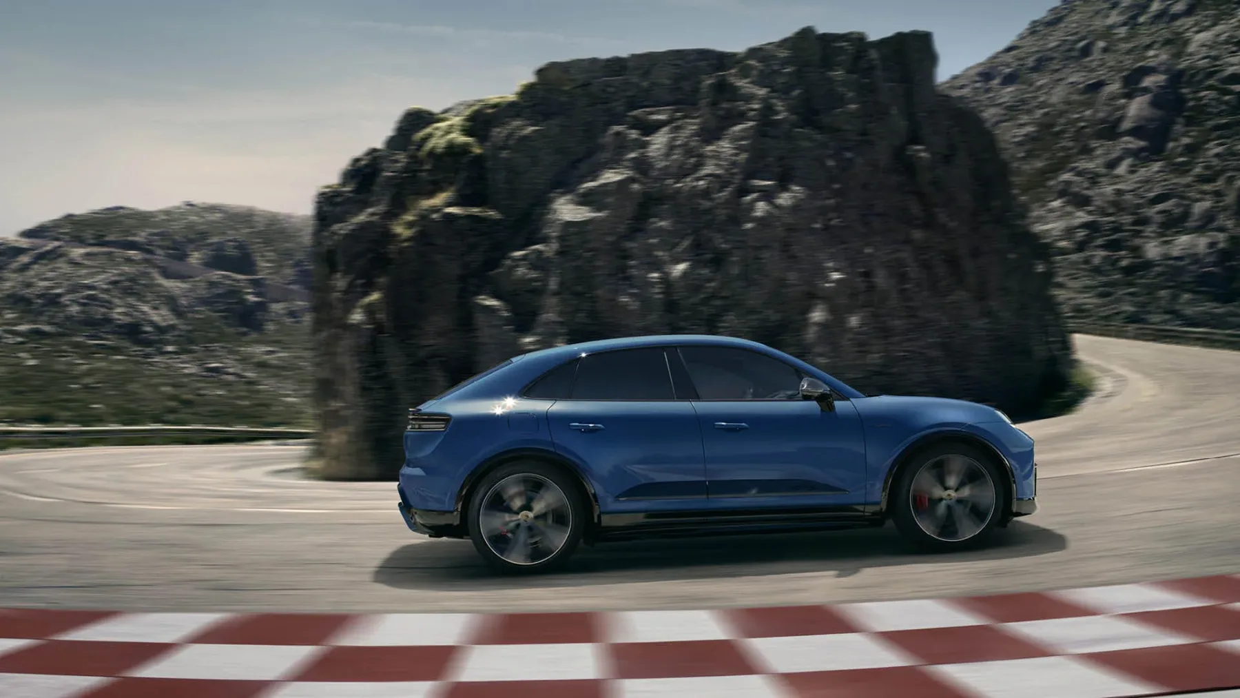 Novi električni Porsche Macan GTS: Brutalna moč in cena, ki te udari kot “turbo”