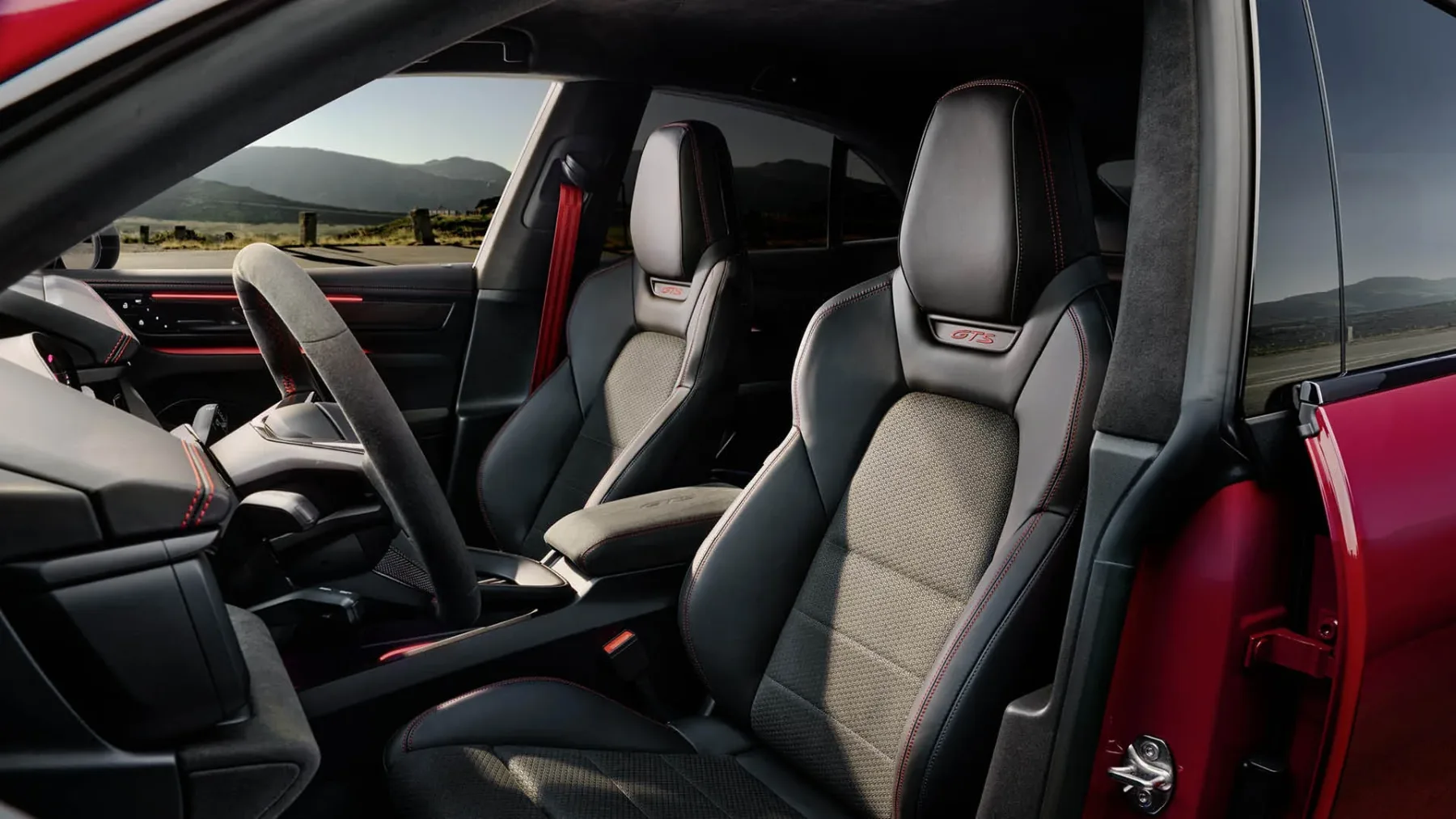 Novi električni Porsche Macan GTS: Brutalna moč in cena, ki te udari kot “turbo”