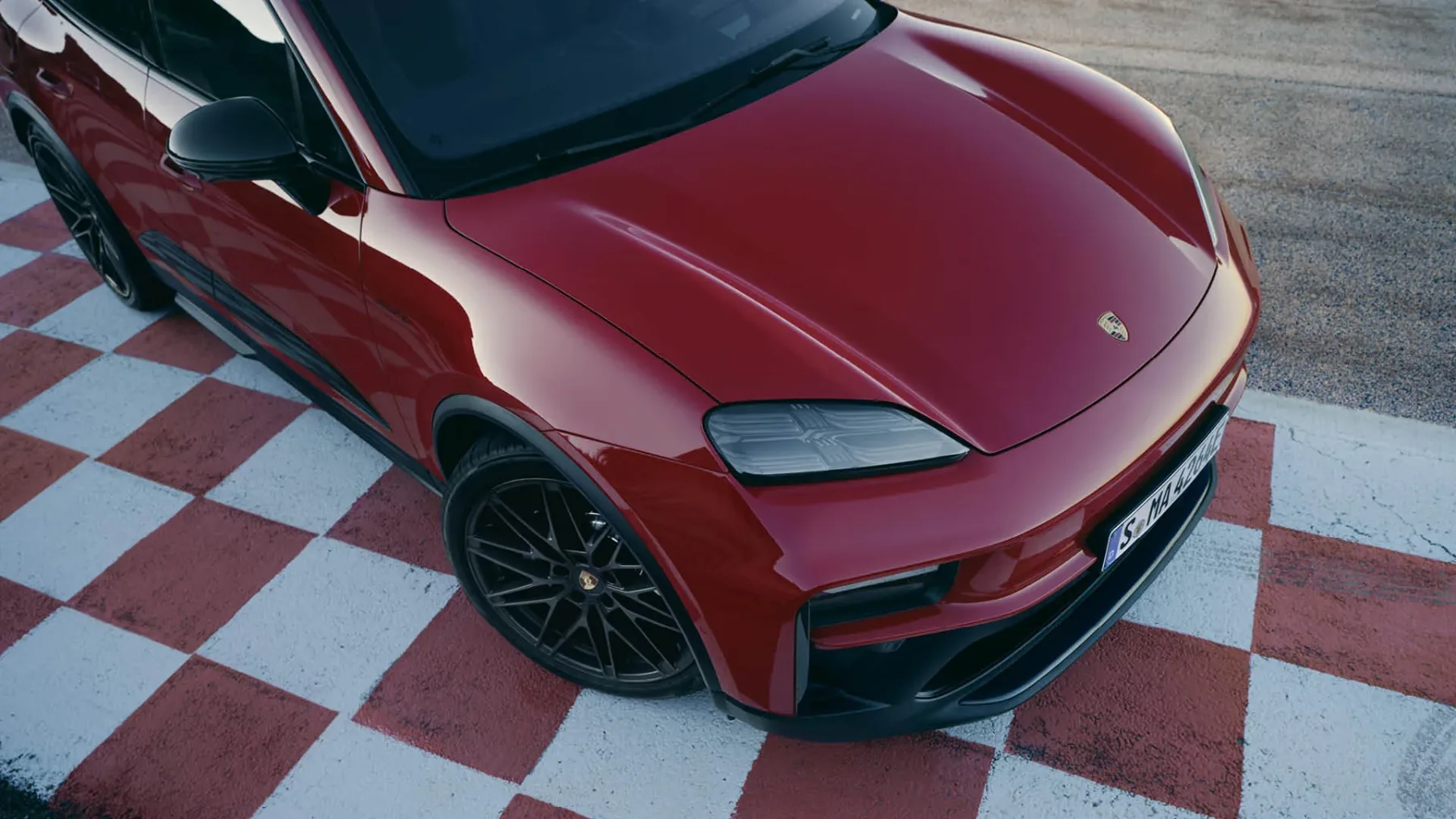 Novi električni Porsche Macan GTS: Brutalna moč in cena, ki te udari kot “turbo”