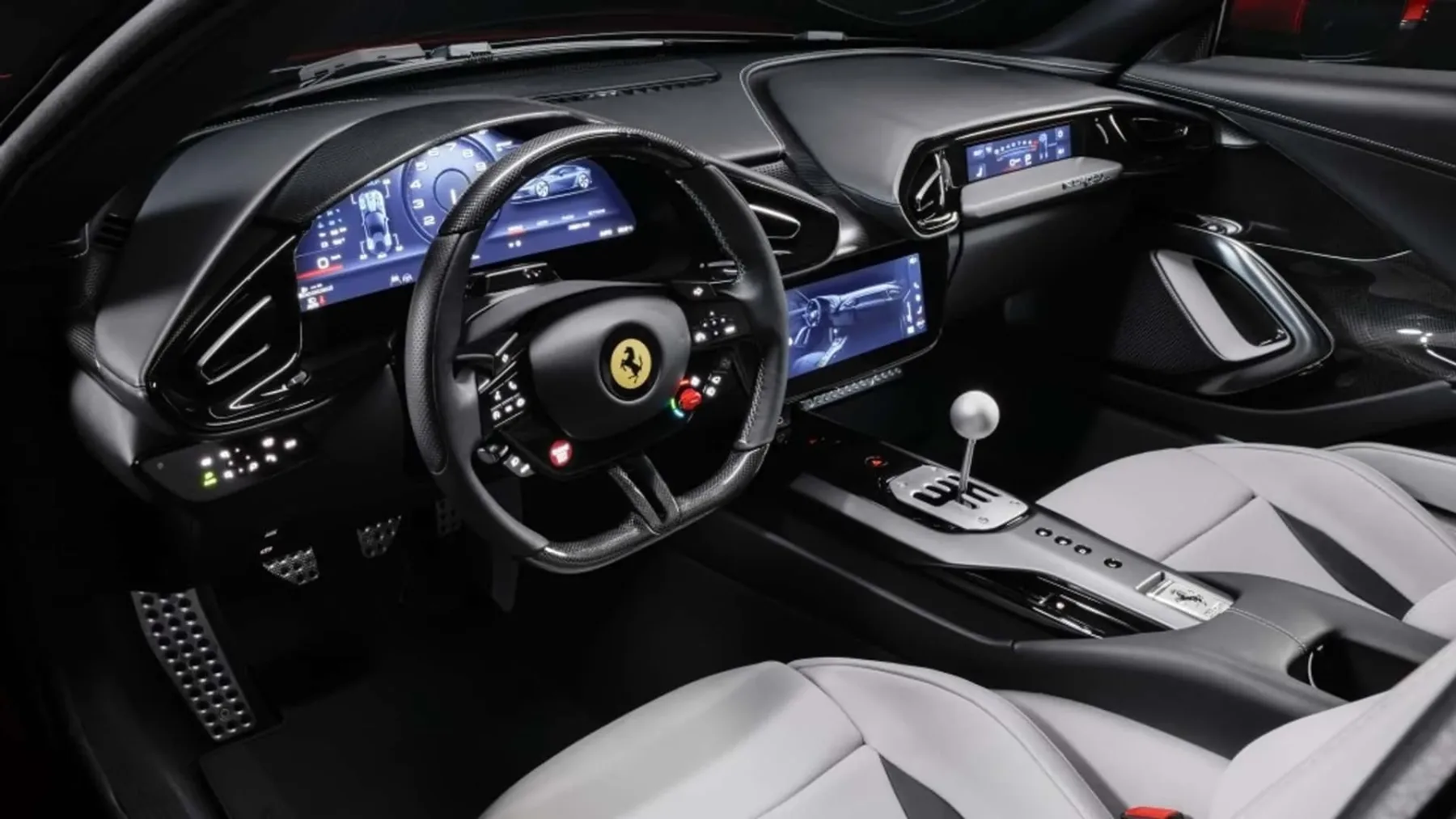 Novi Ferrari 12Cilindri Manuale: Je to najboljši ročni menjalnik na svetu ali le genialna prevara iz Maranella za izbrance?