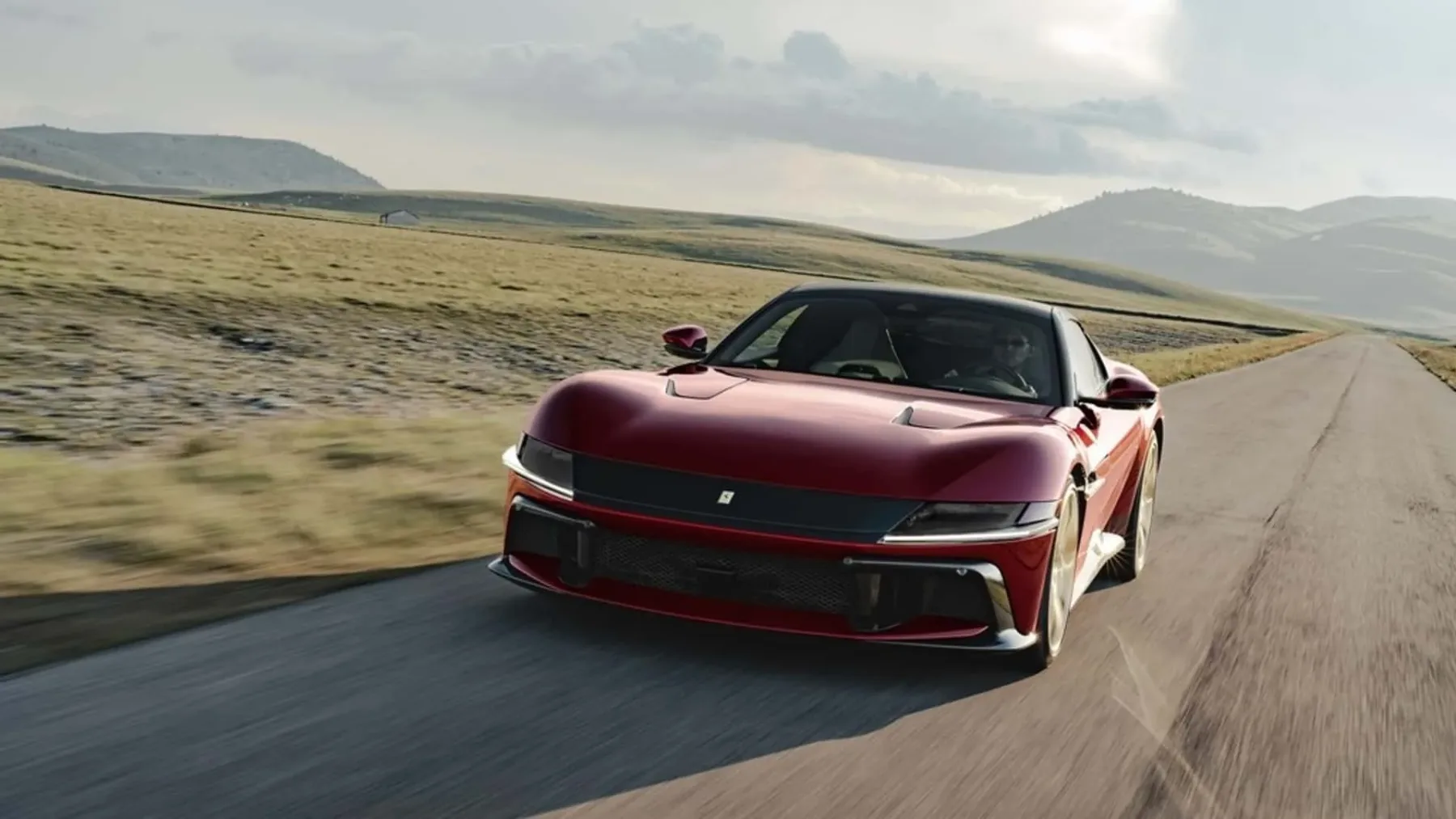Novi Ferrari 12Cilindri Manuale: Je to najboljši ročni menjalnik na svetu ali le genialna prevara iz Maranella za izbrance?