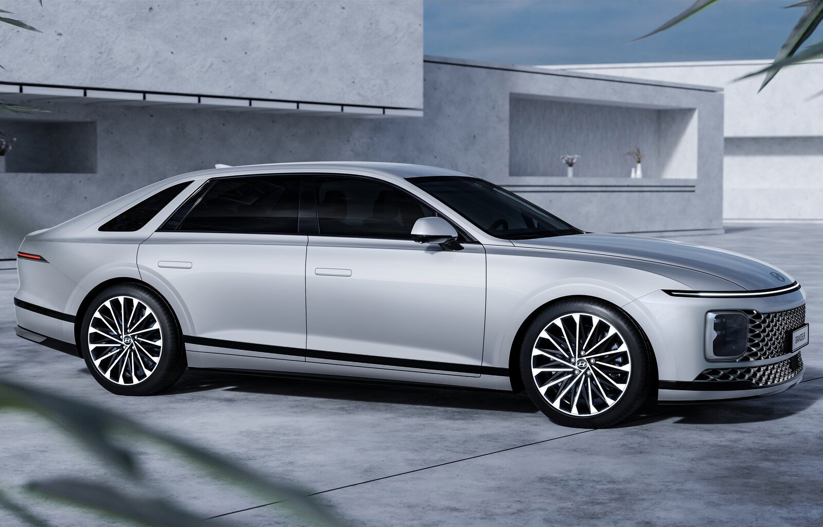 Novi Hyundai Grandeur: luksuzna limuzina, kot huda konkurenca za tekmeca Genesis G80