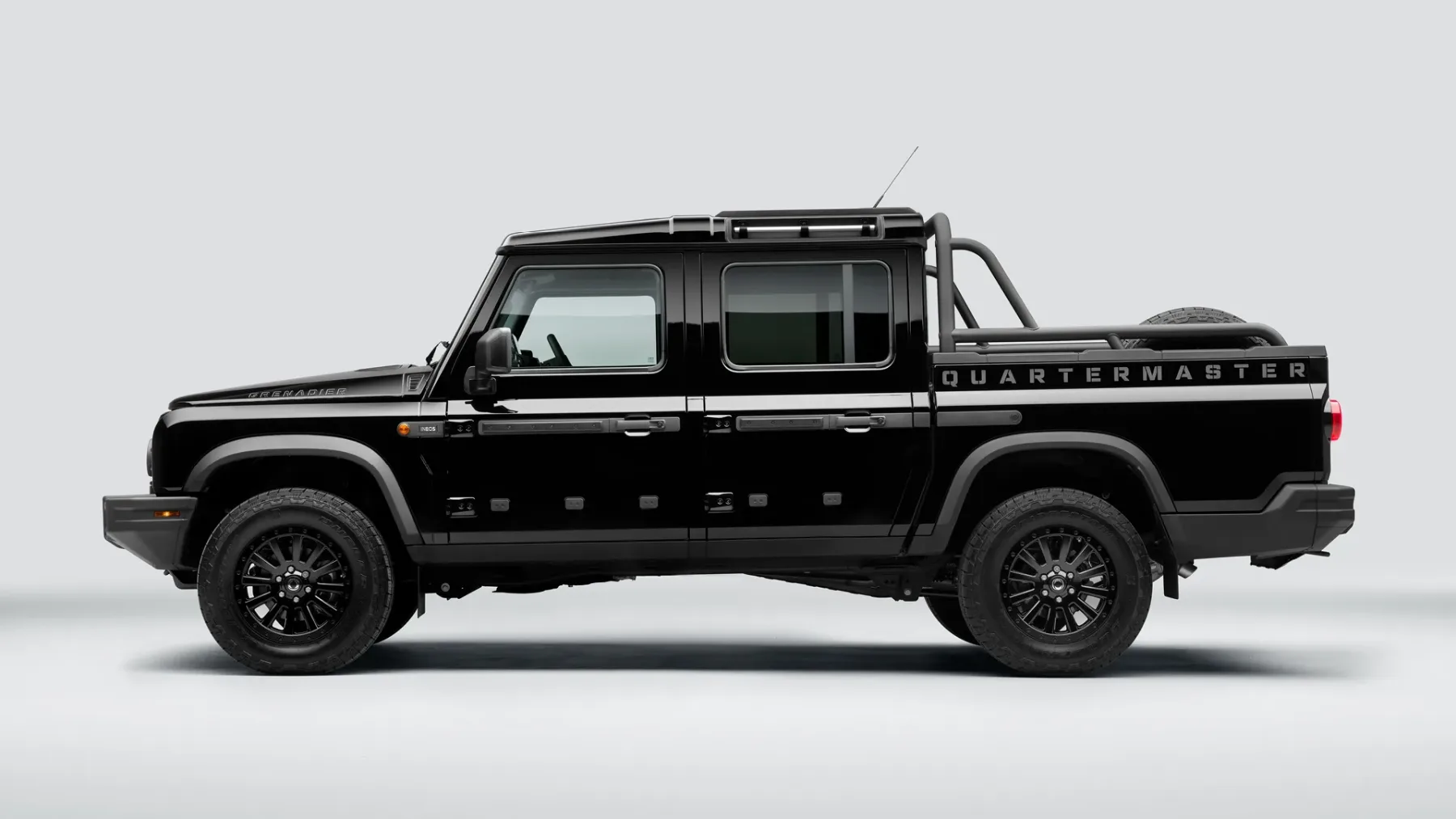 Novi Ineos Grenadier Black Edition 2026: je tu, da vas prepriča, da je črna nova barva upora