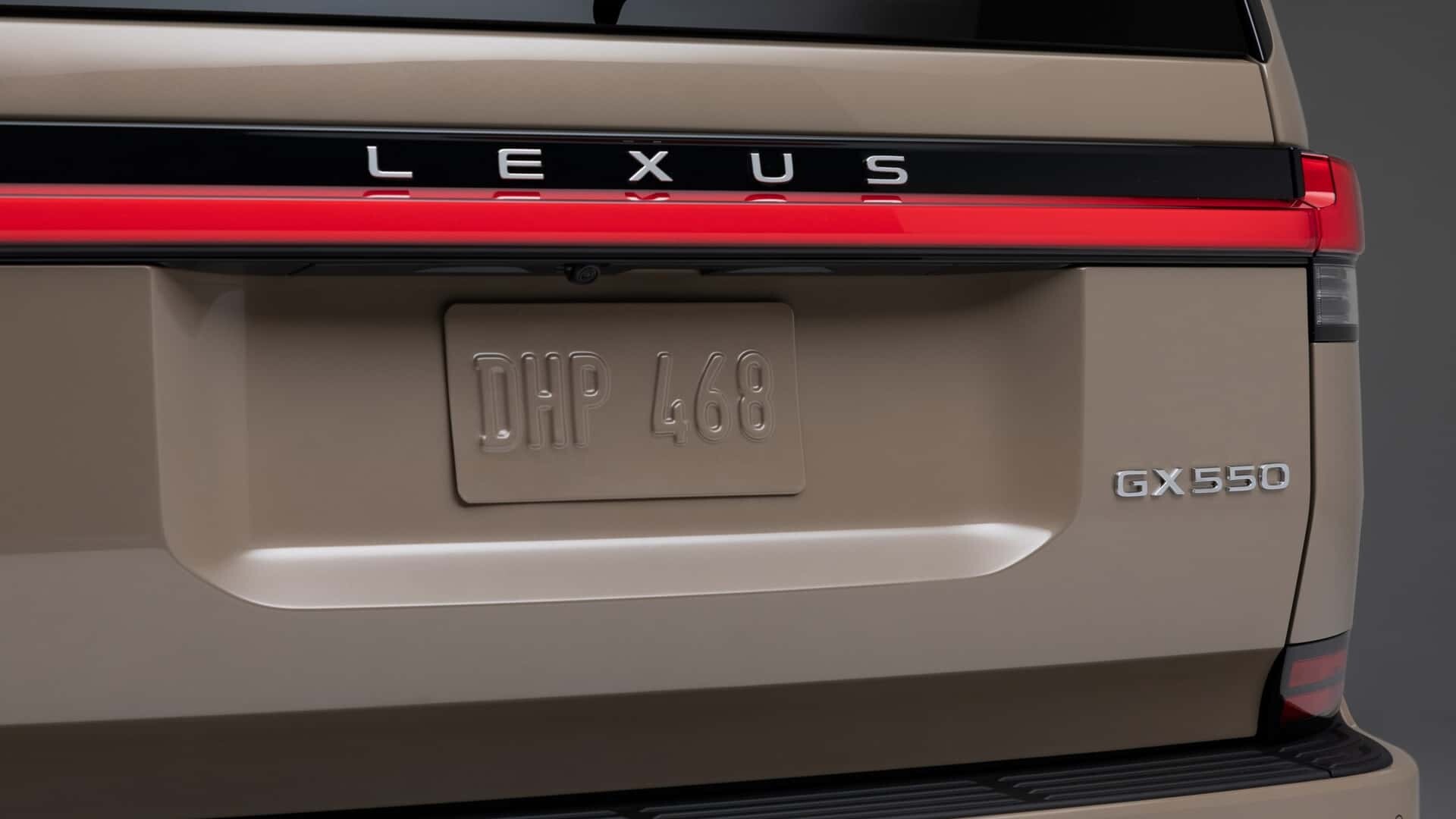Novi Lexus GX 2024: robusten SUV z novo pustolovsko Overtrail različico