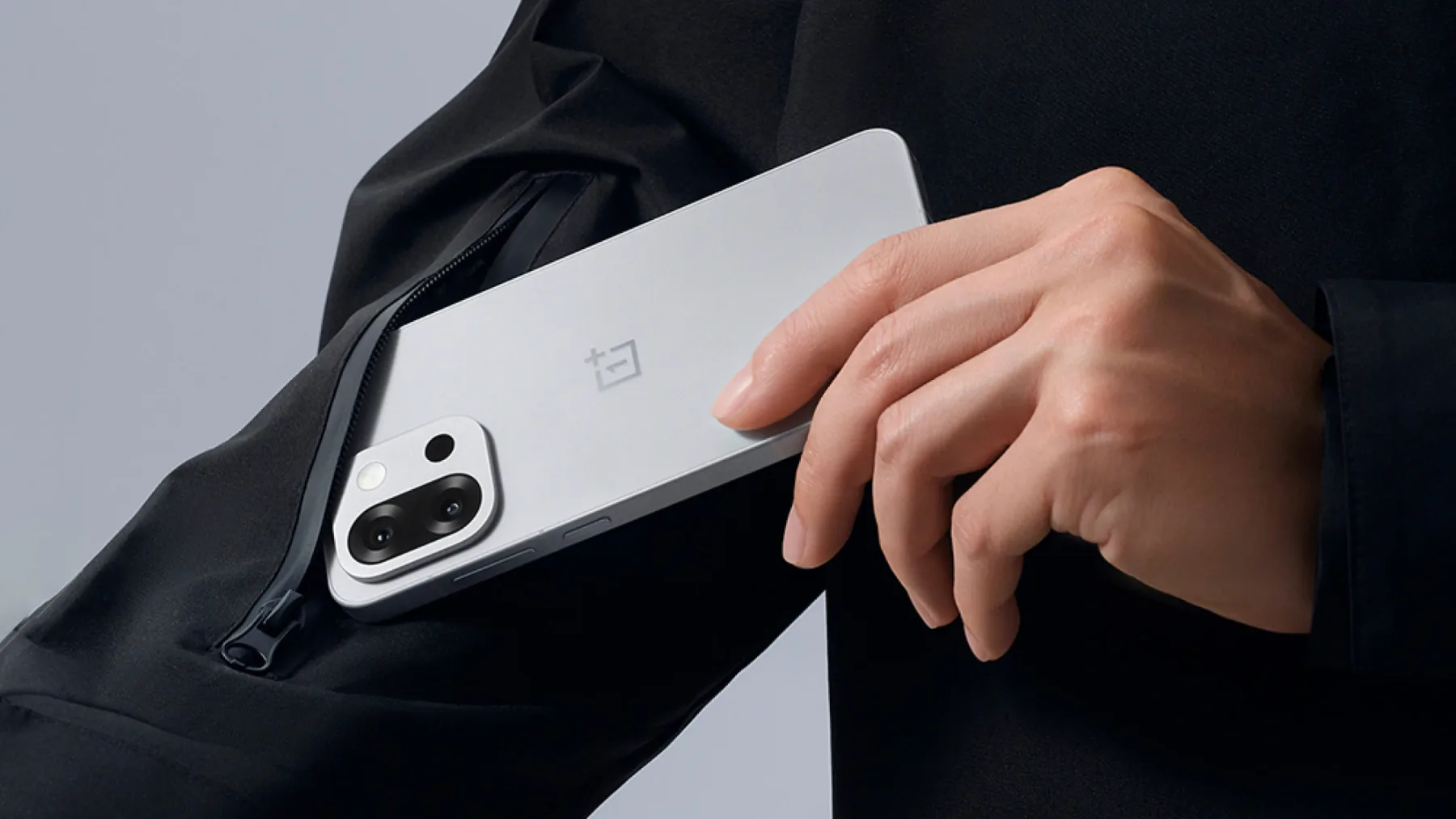 Novi mali velikan – OnePlus 13T 2025: Mali, a močan – nova definicija kompaktnega telefona – najboljši mali telefon 2025