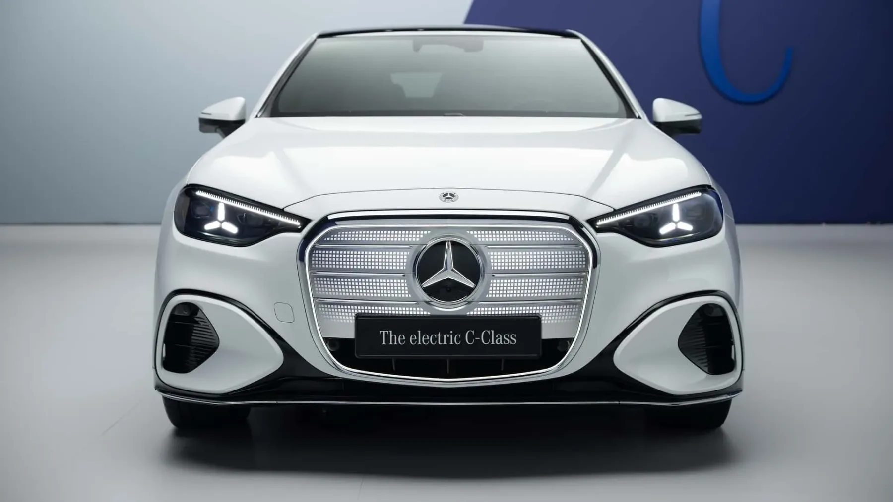 Novi Mercedes-Benz C-Class Electric: Je to končno električni avto, ki ga ne bi skrivali v garaži?