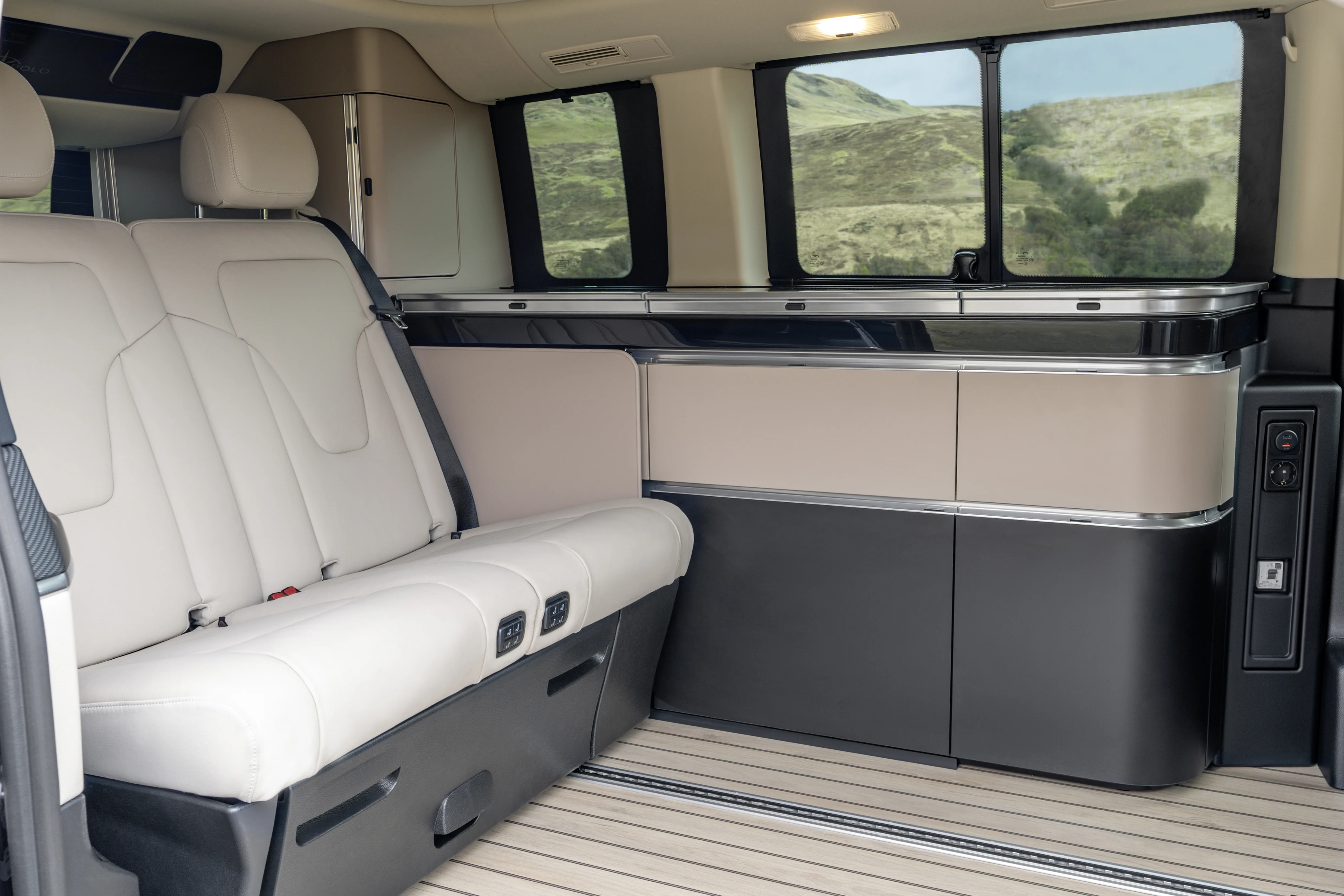 Novi Mercedes-Benz V-Class Marco Polo 2025: spalno udobje v malem avtodomu