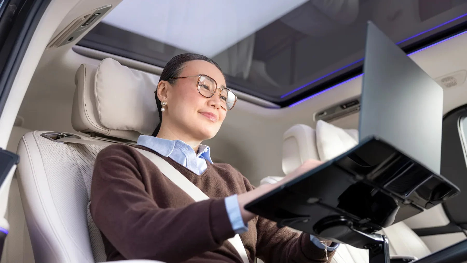 Novi Mercedes-Benz VLE: Je to sploh še kombi ali privatno letalo na kolesih?