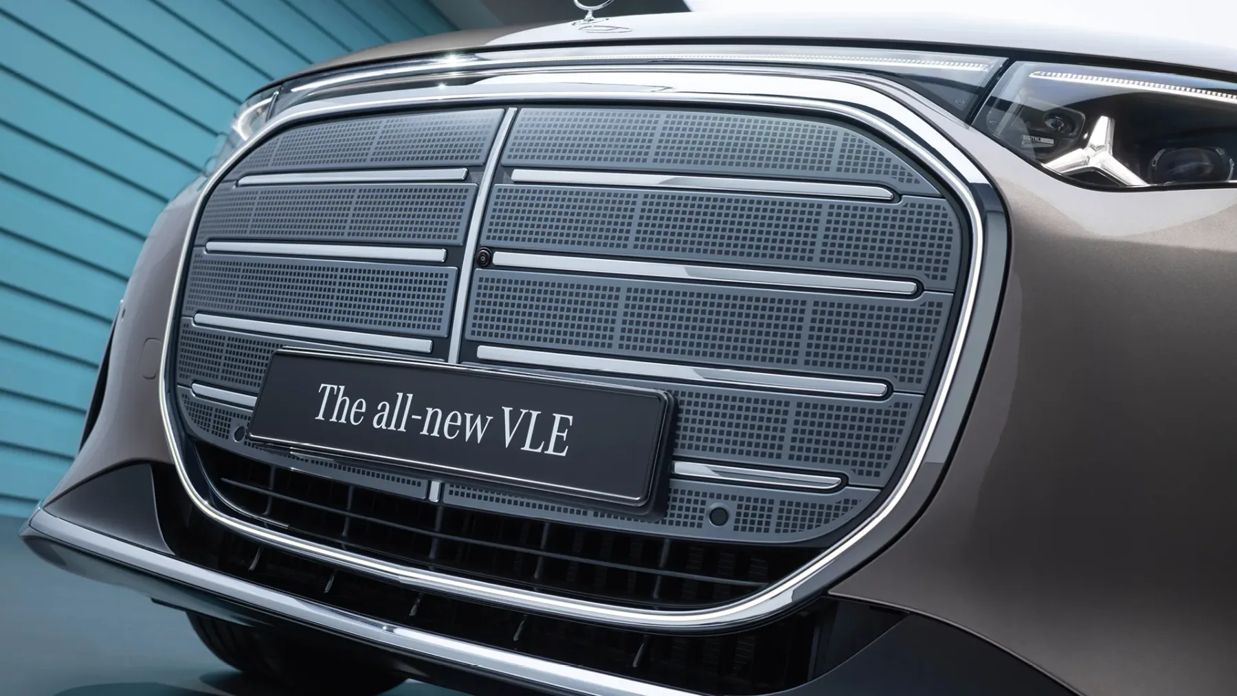 Novi Mercedes-Benz VLE: Je to sploh še kombi ali privatno letalo na kolesih?