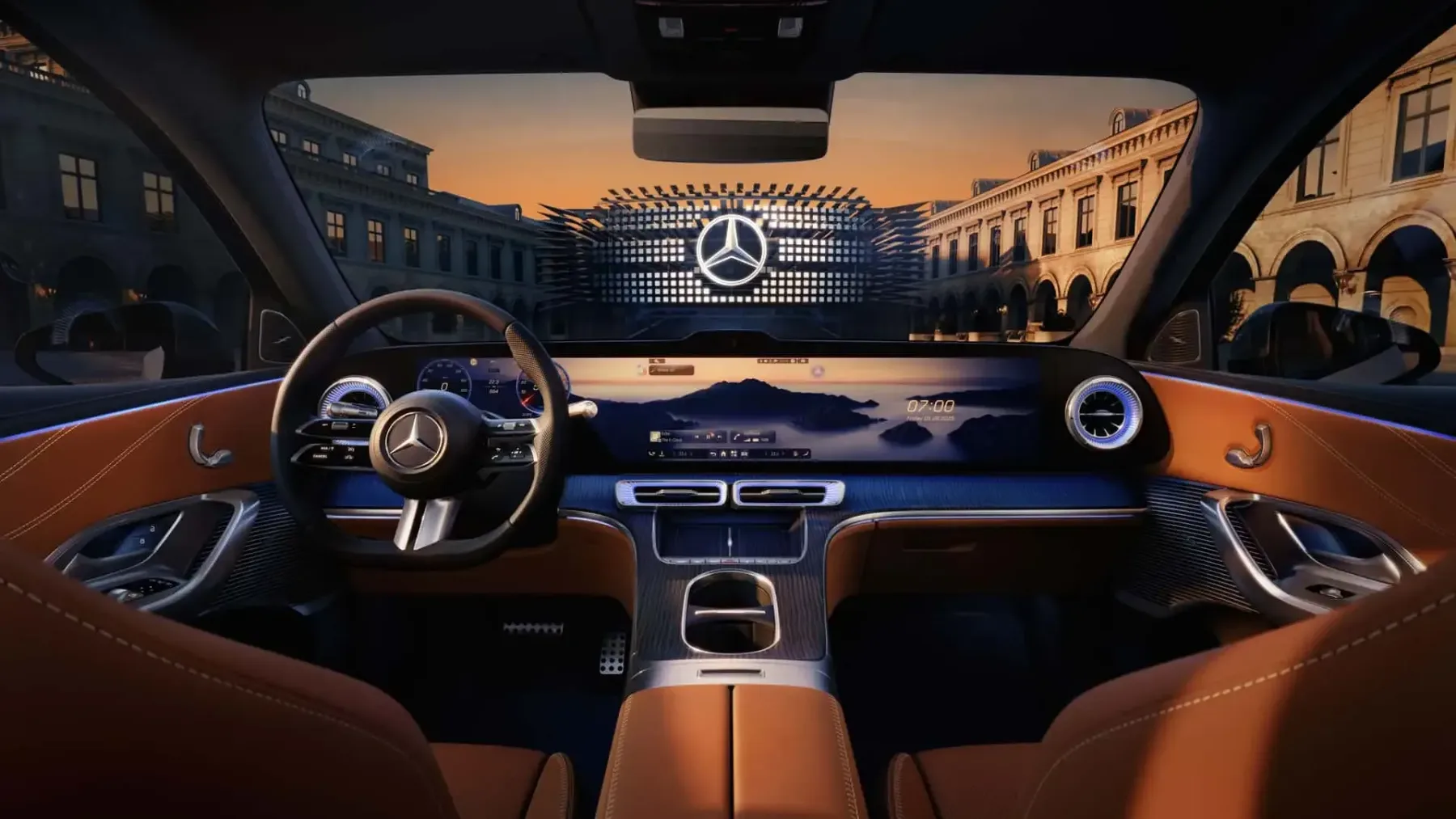 Novi Mercedes GLC EQ Hyperscreen: Ko armaturna plošča postane iPad na steroidih