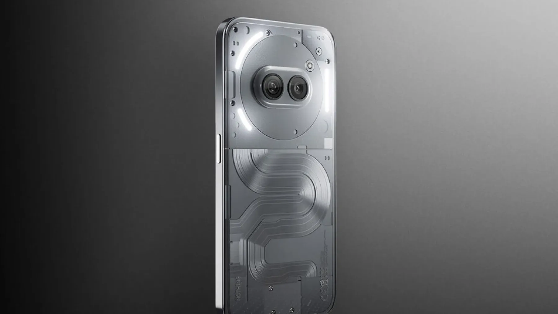 Novi Nothing Phone (2a) Plus: nadgradnja, ki smo jo pričakovali ali le tehnološki deja vu?