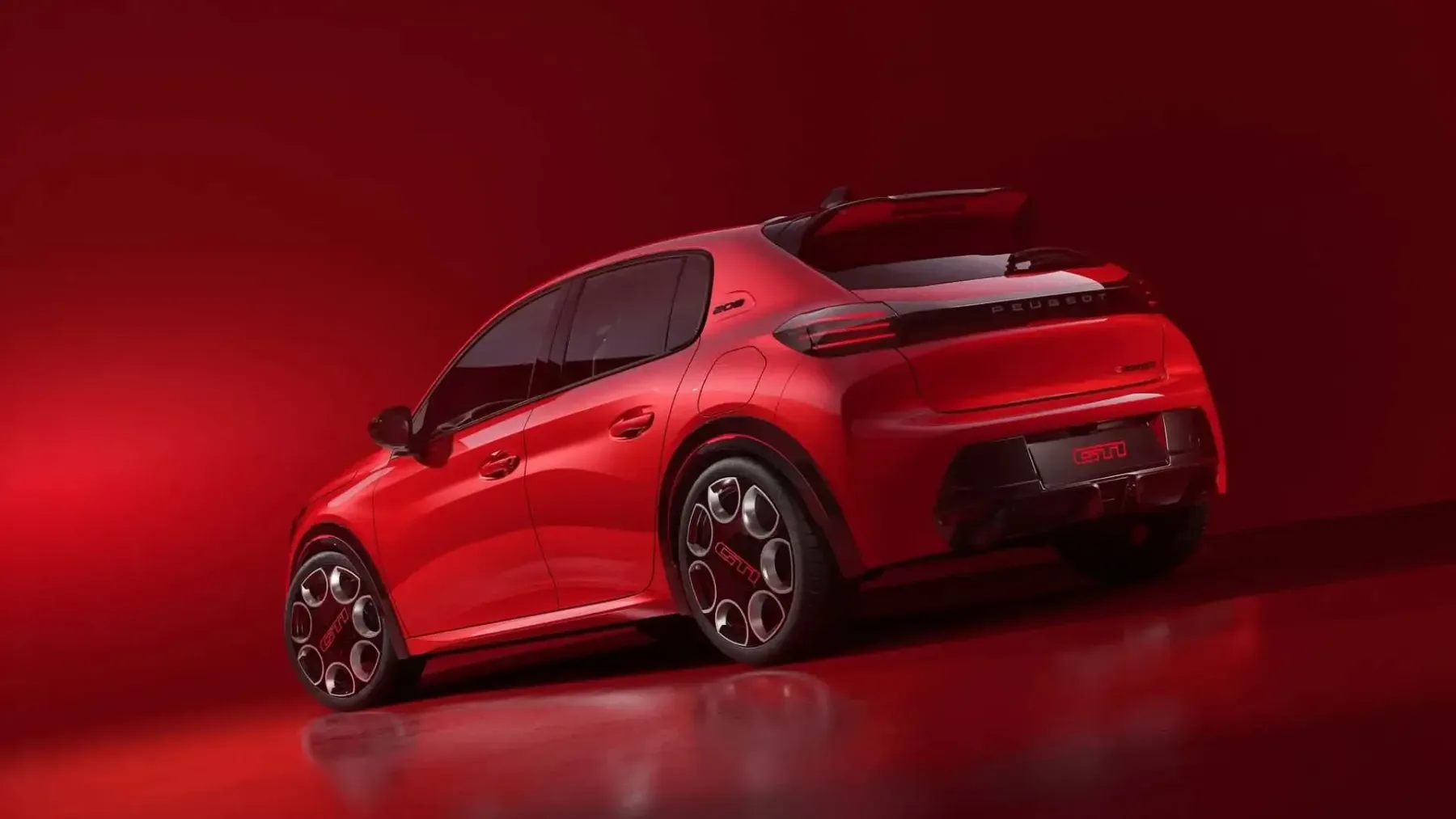 Novi Peugeot E-208 GTi (2025): Ali je GTi brez duše? Oziroma električni lev, ki bolj mijavka kot rjove
