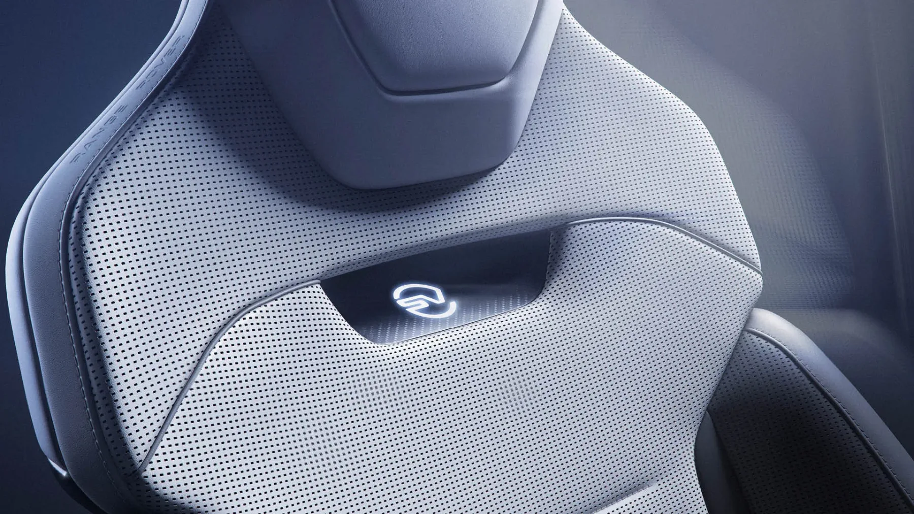 Novi Range Rover Sport SV Carbon 2025 – britanski lord, ki ogljik jemlje resno in izzva BMW X5 M Competition