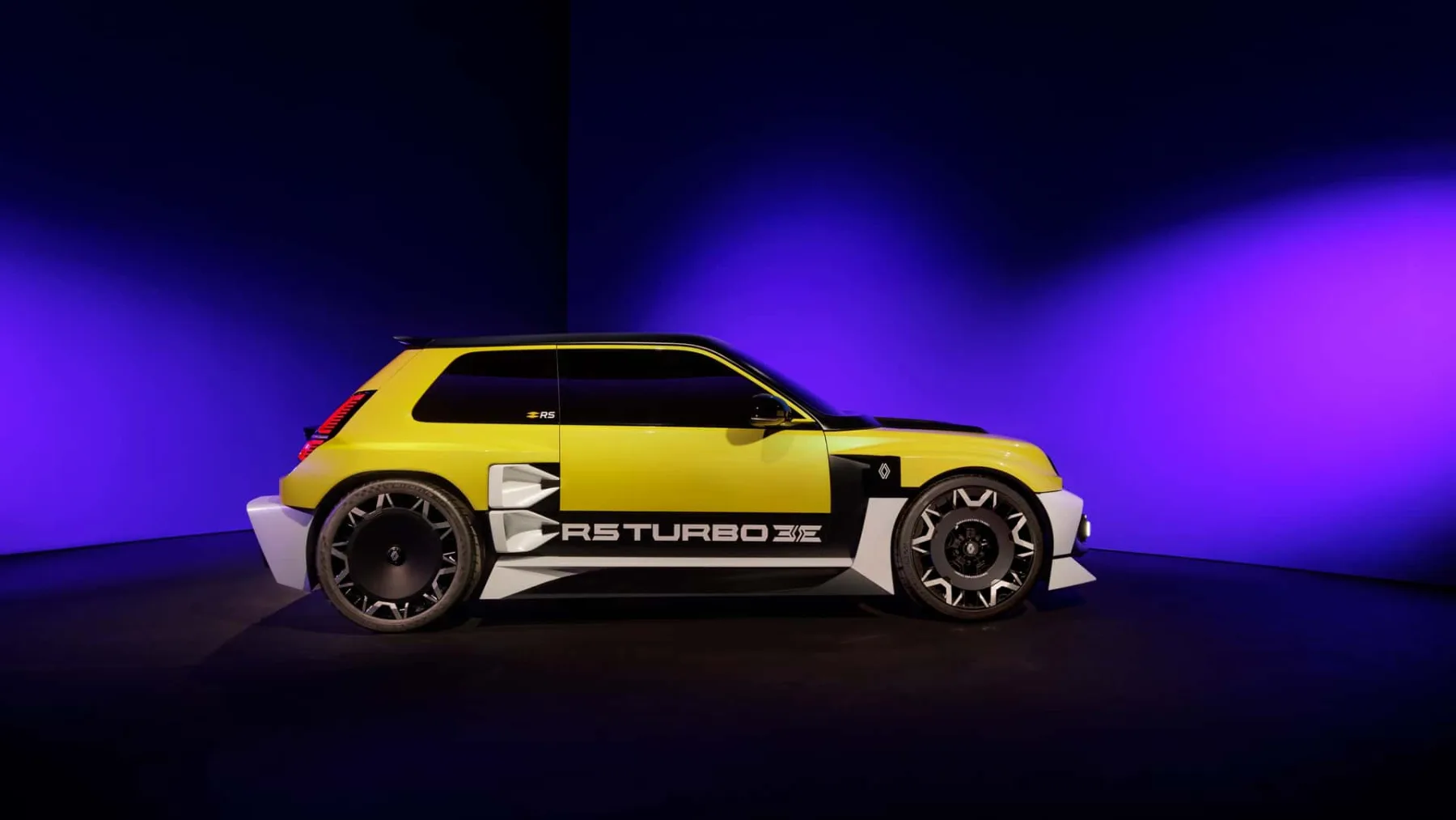 Novi Renault 5 Turbo 3E: električna legenda se vrača s 536 KM