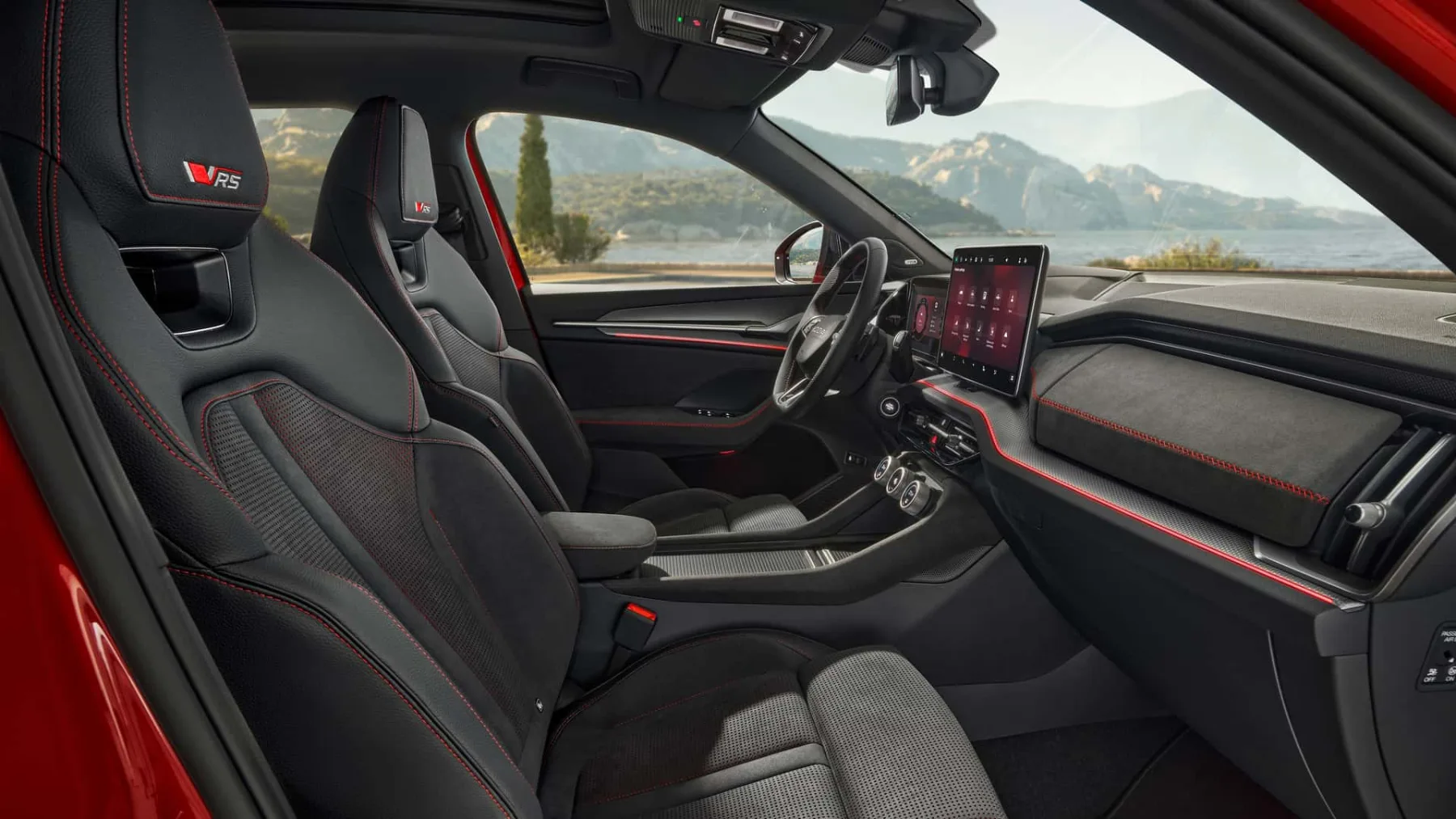 Novi Škoda Kodiaq RS: Končno športni SUV z Golfo-GTI-jevimi mišicami