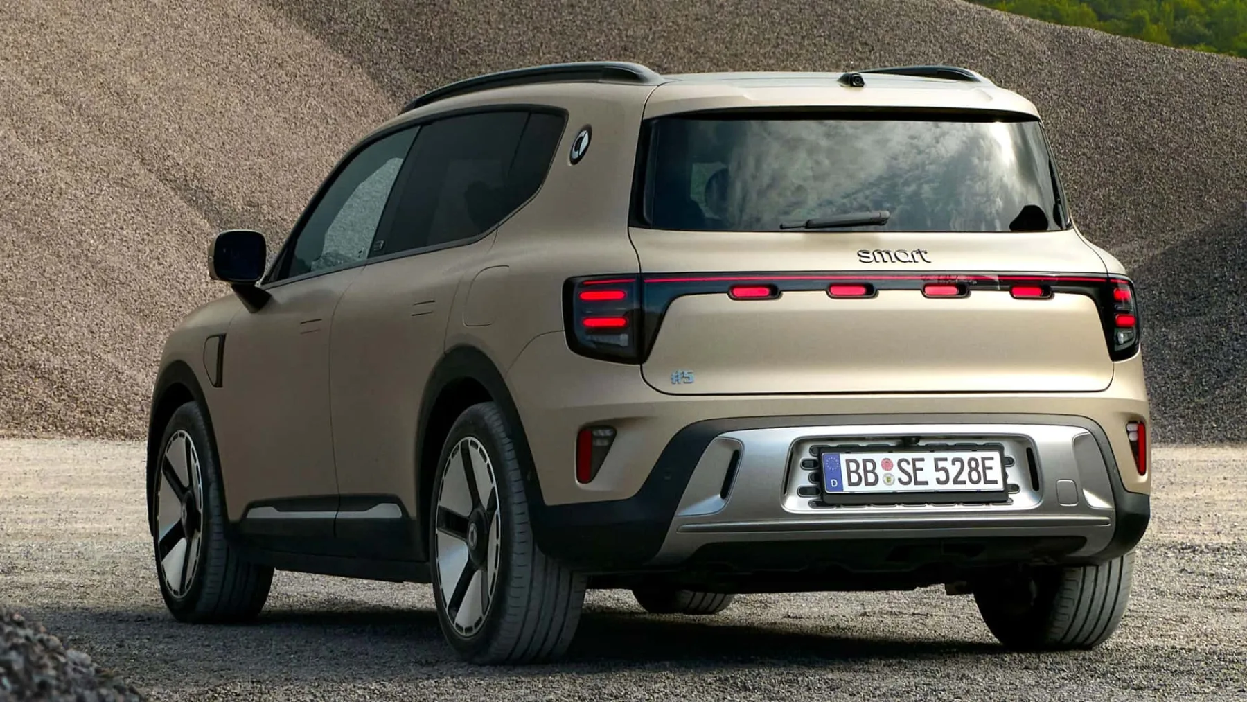 Novi SMART #5: poponoma nova električna dimezija za “pametno” znamko