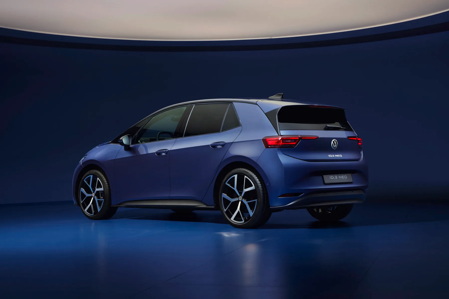 Novi Volkswagen Golf ima novo ime – Volkswagen ID.3 Neo: Električni Golf, ki je končno dobil dušo in smisel