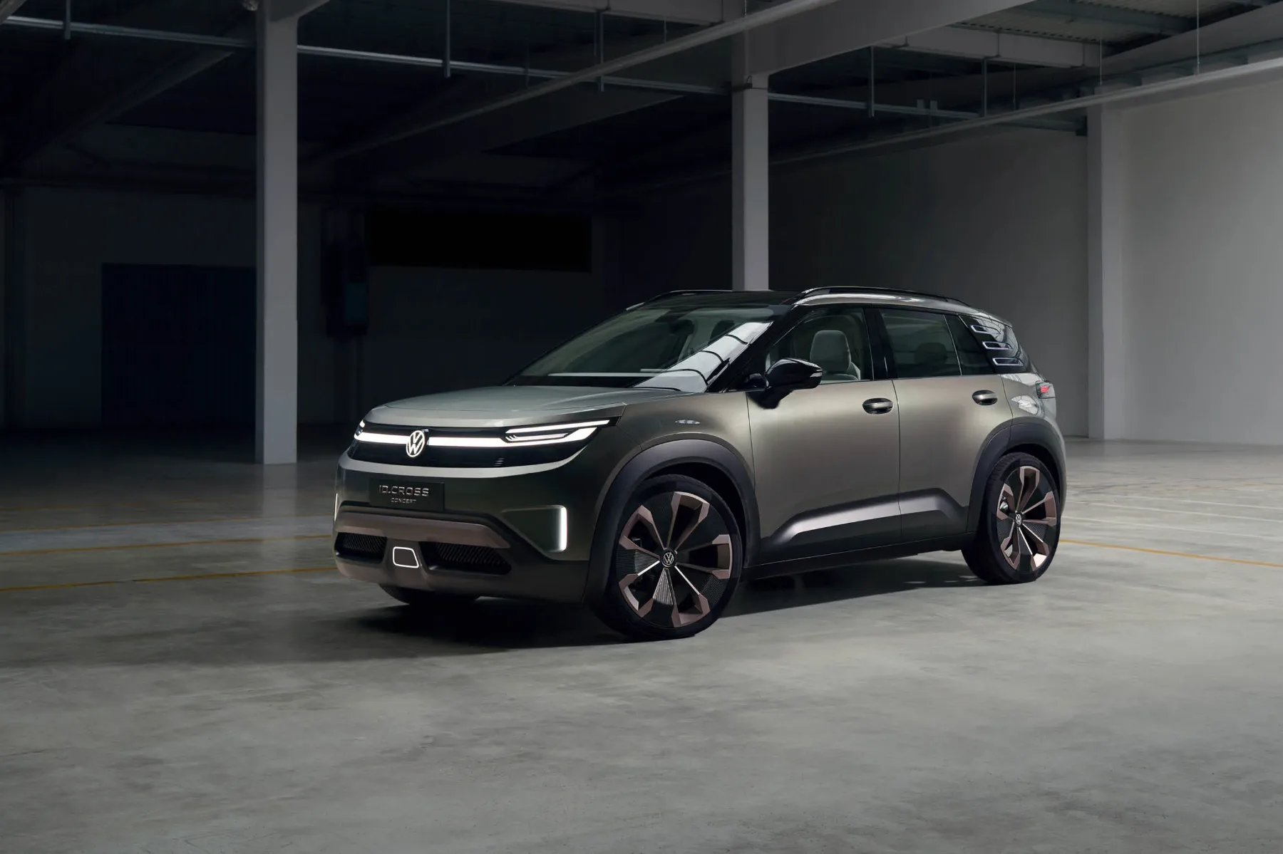 Novi Volkswagen ID. Cross – električni T‑Cross, ki vrača prave gumbe