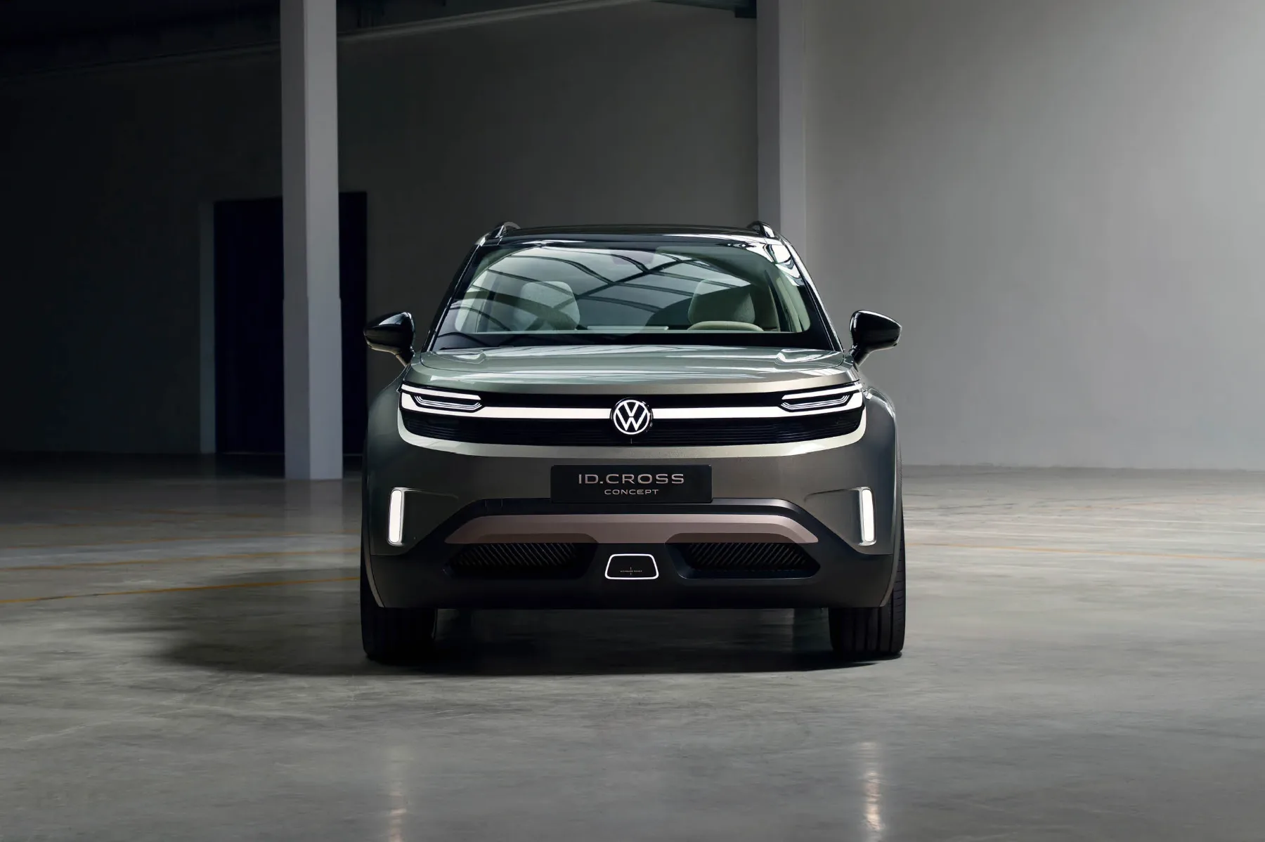 Novi Volkswagen ID. Cross – električni T‑Cross, ki vrača prave gumbe